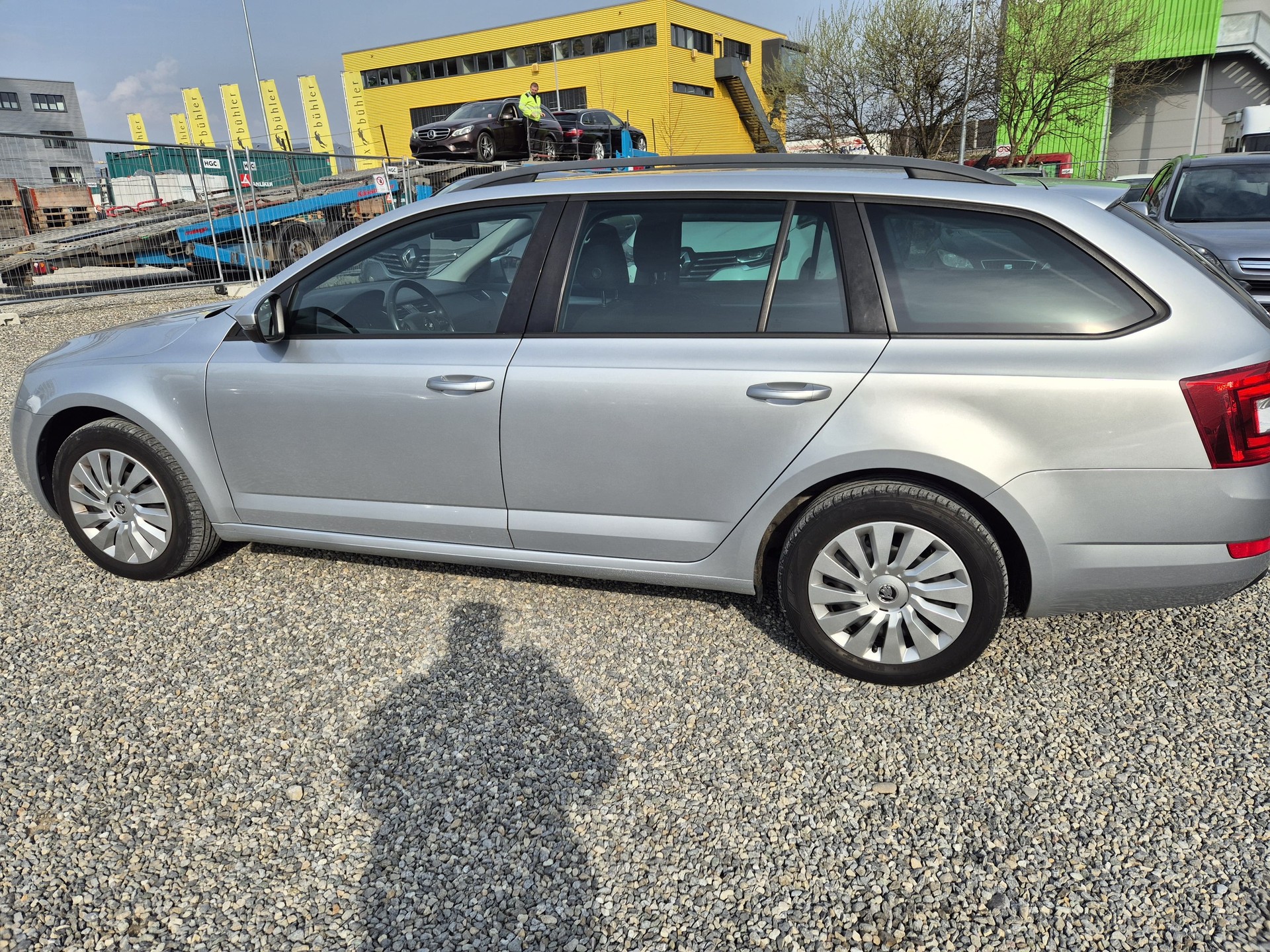 SKODA Octavia Combi 1.6 TDI Ambition DSG-image-10
