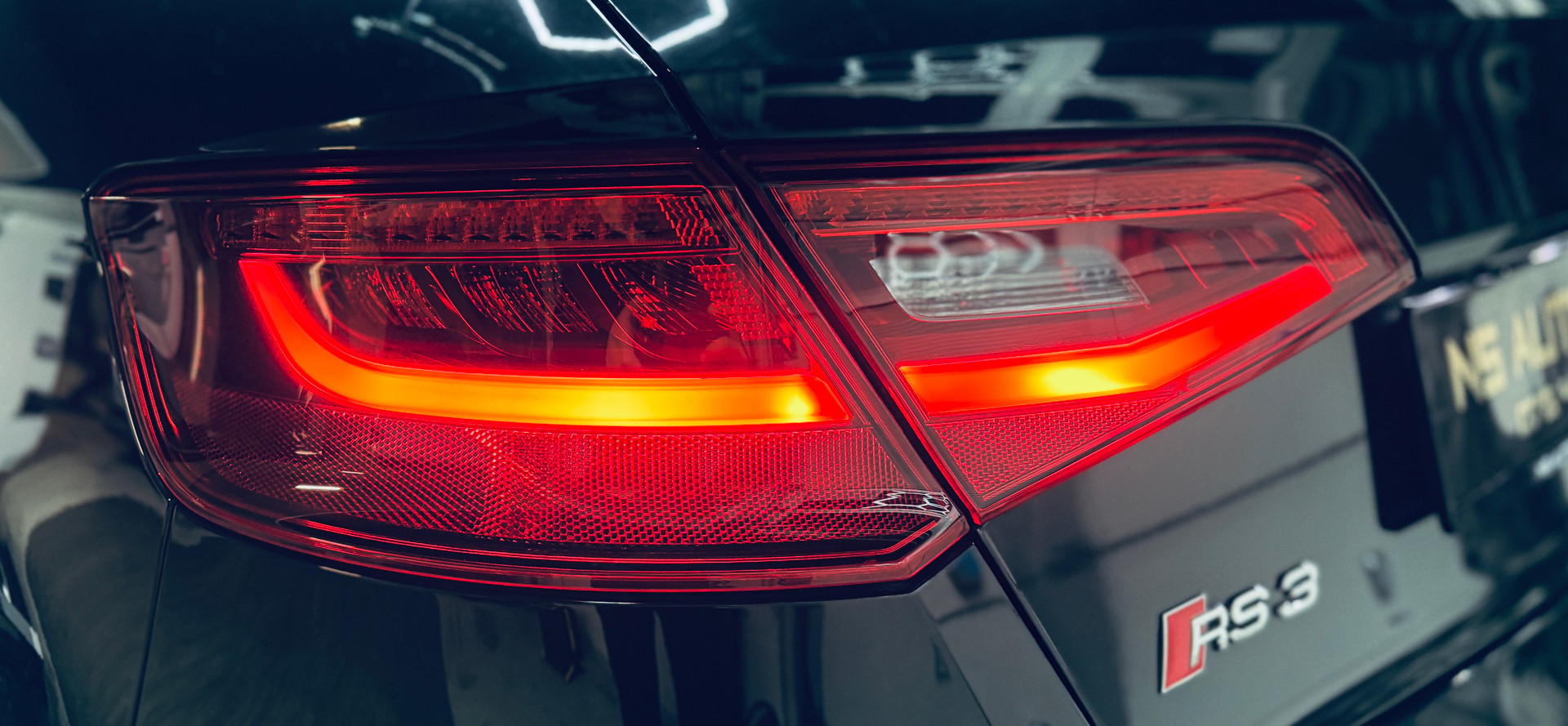 AUDI RS3 2.5 TSI quattro S-tronic *Oettinger Tuning 430PS*-image-10