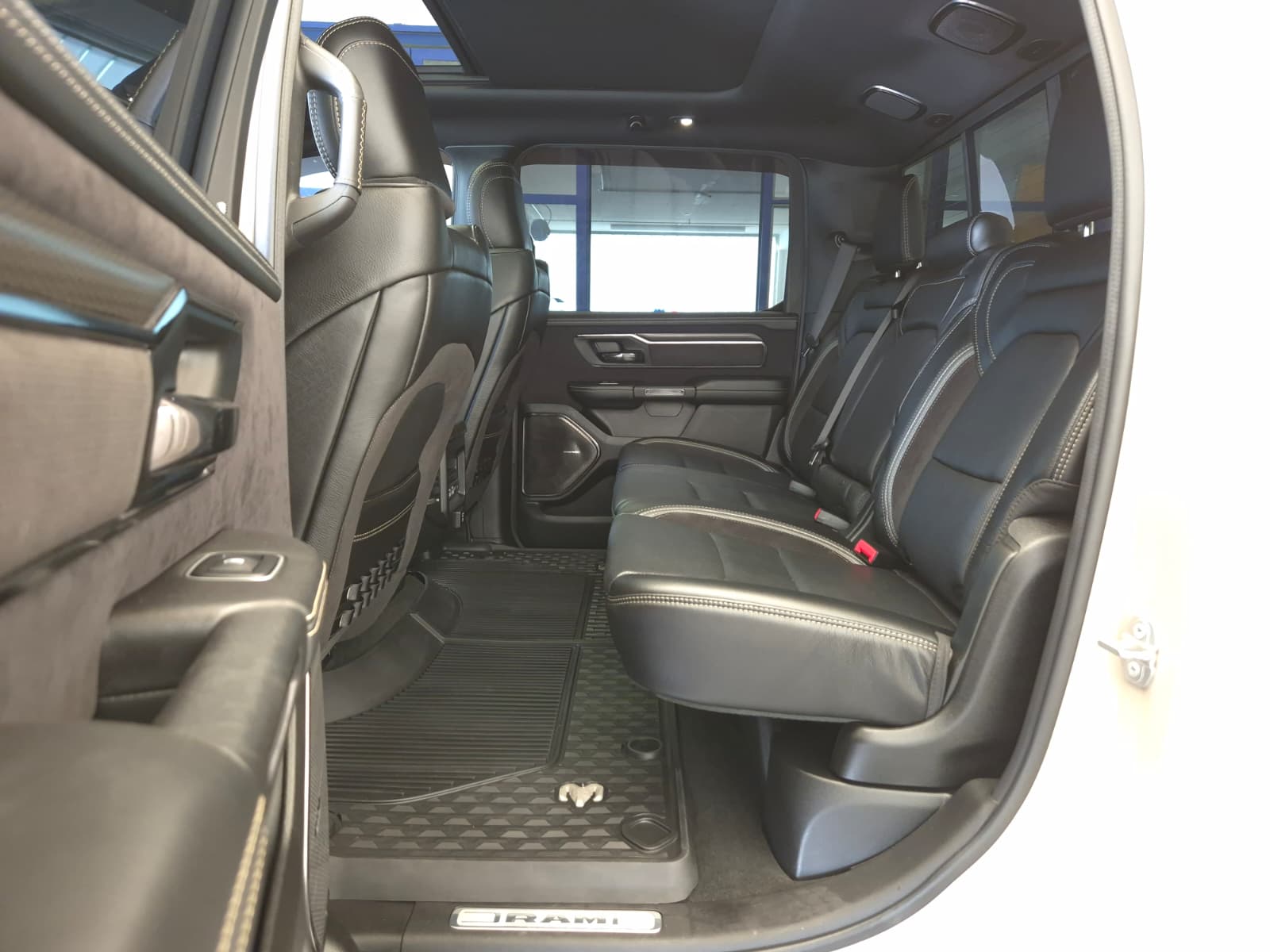 DODGE RAM 1500 TRX Level 2 Sandblast Edition-image-30