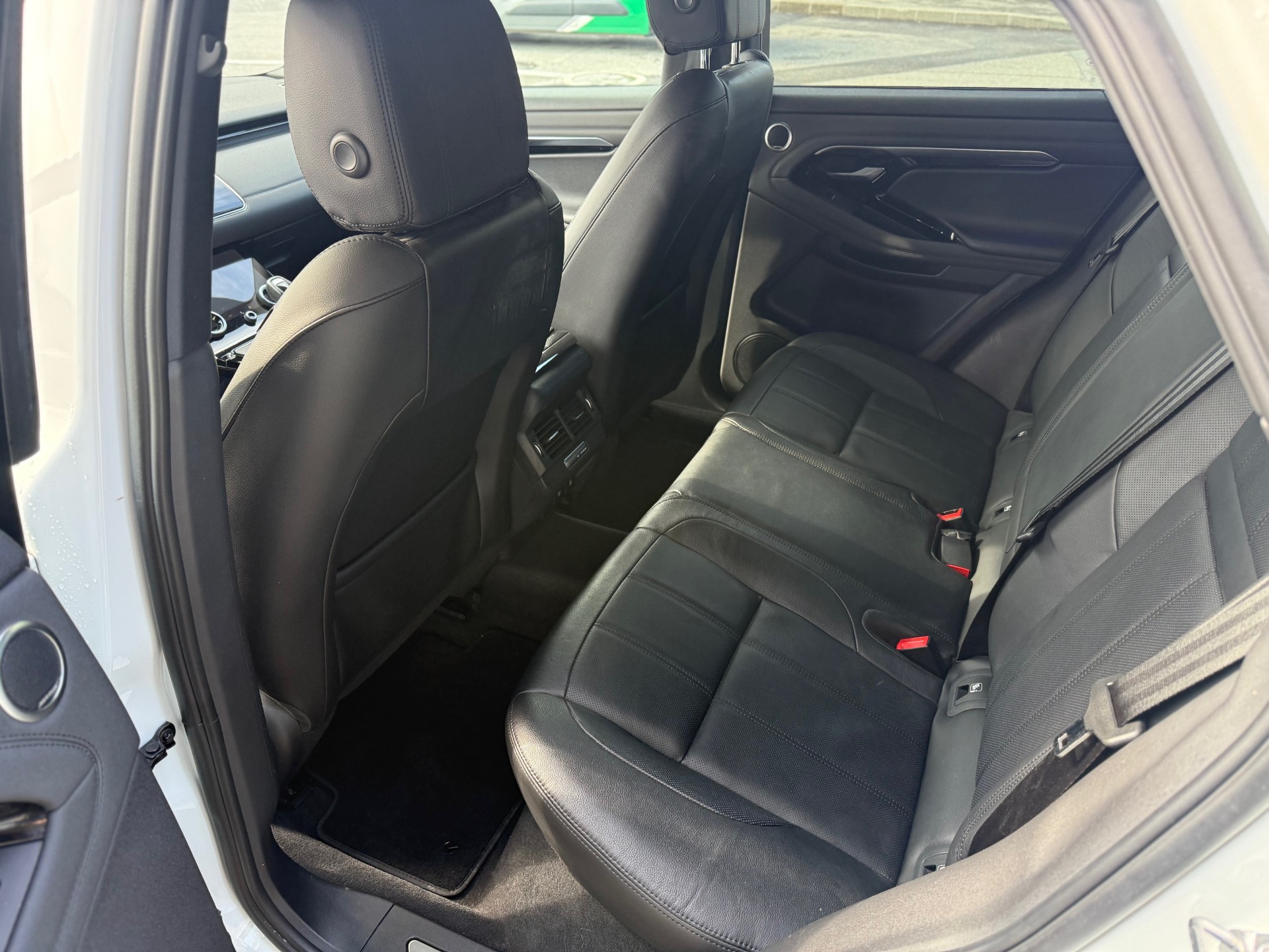 LAND ROVER Range Rover Evoque R-Dynamic P 250 SE AT9-image-10