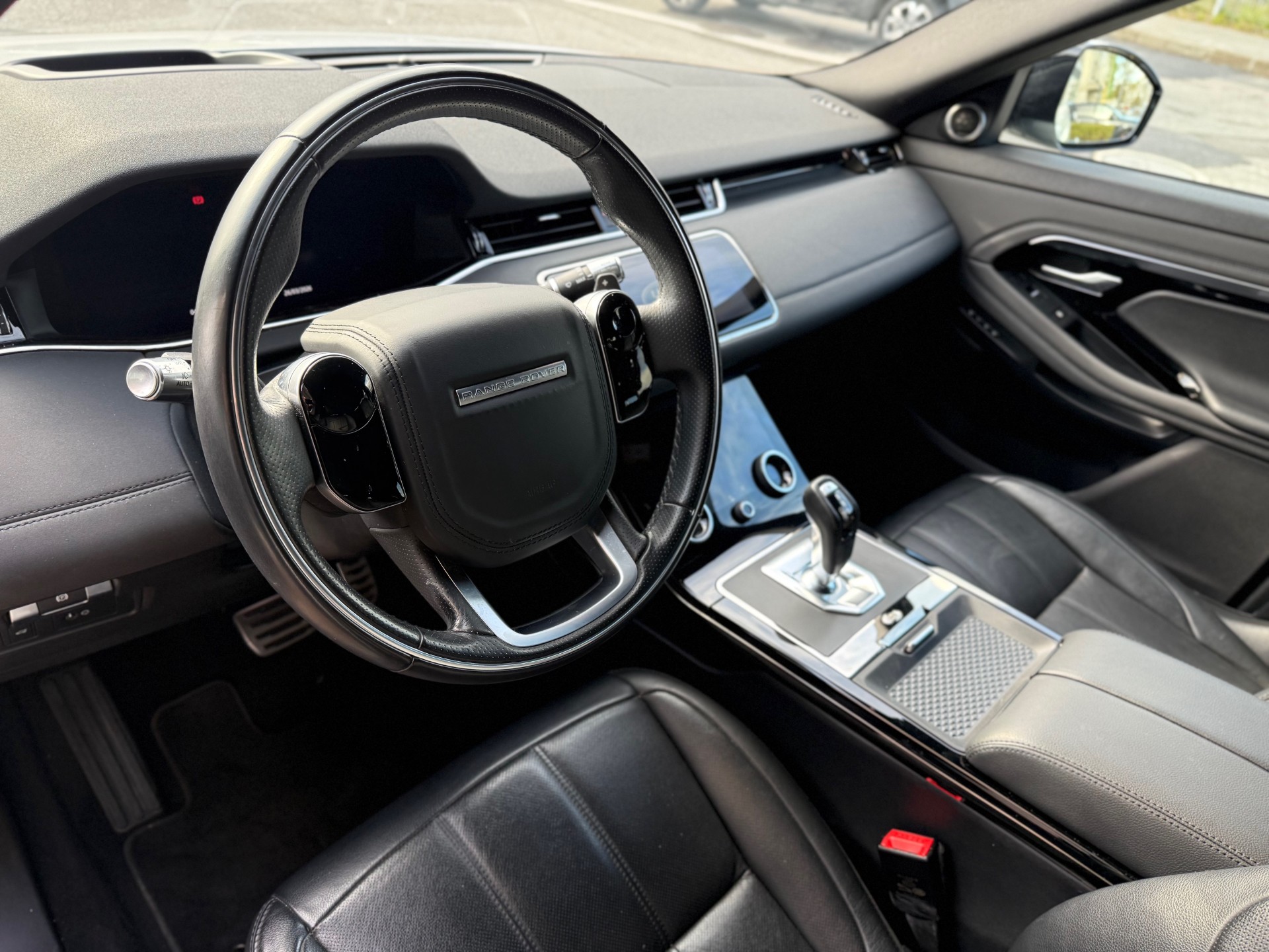 LAND ROVER Range Rover Evoque R-Dynamic P 250 SE AT9-image-8