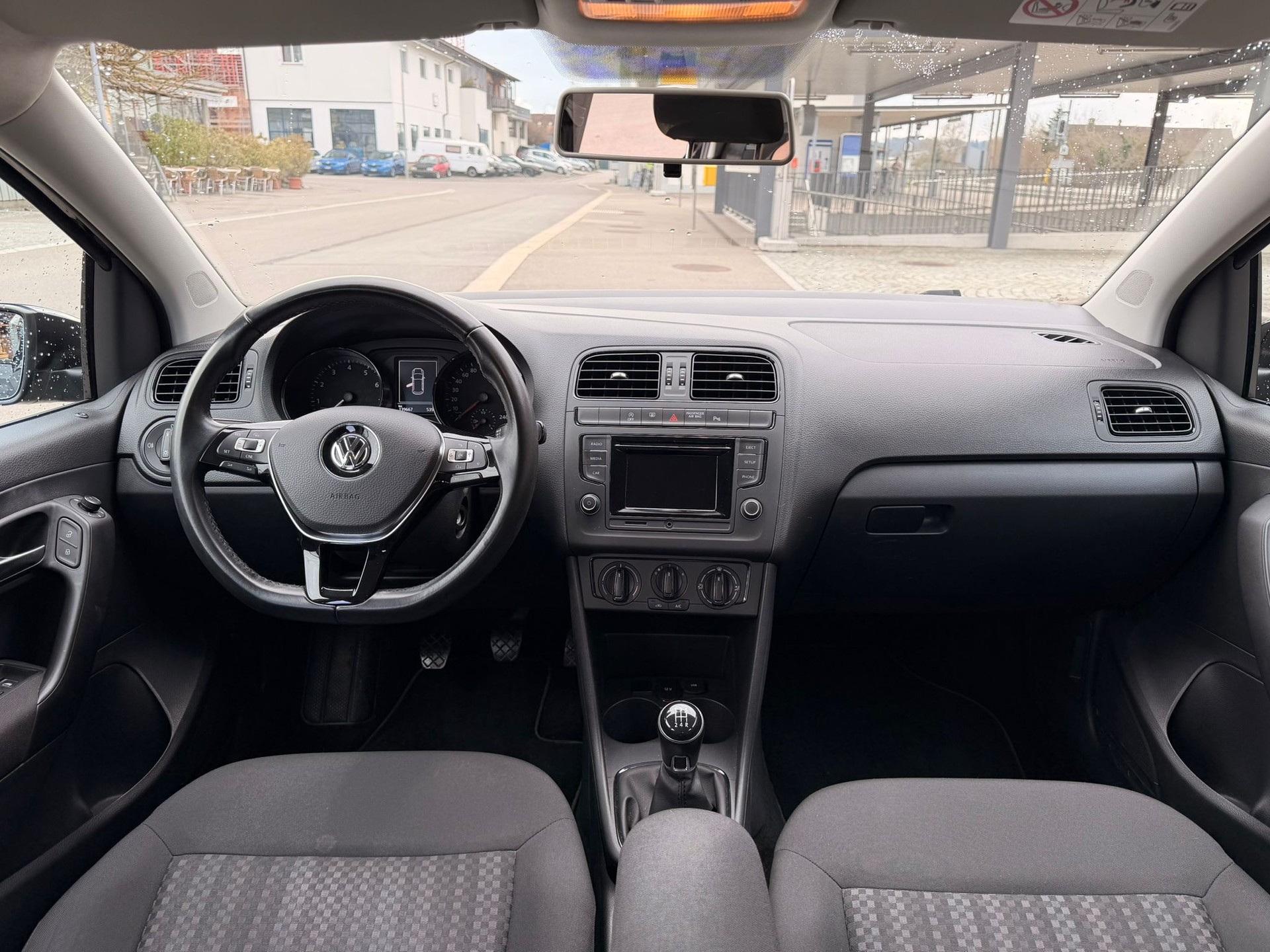 VW Polo 1.0 BMT Trendline-image-3