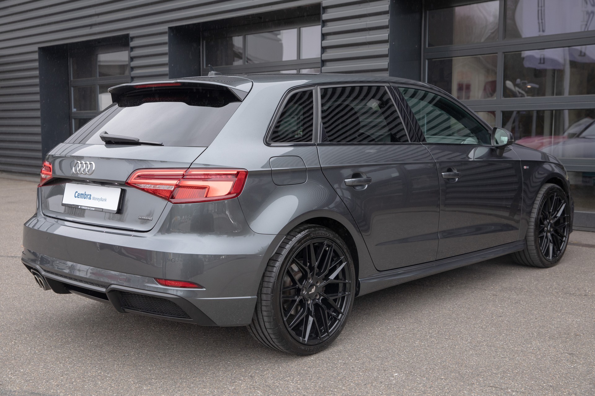 AUDI A3 Sportback 40 TFSI Sport quattro S-tronic-image-5