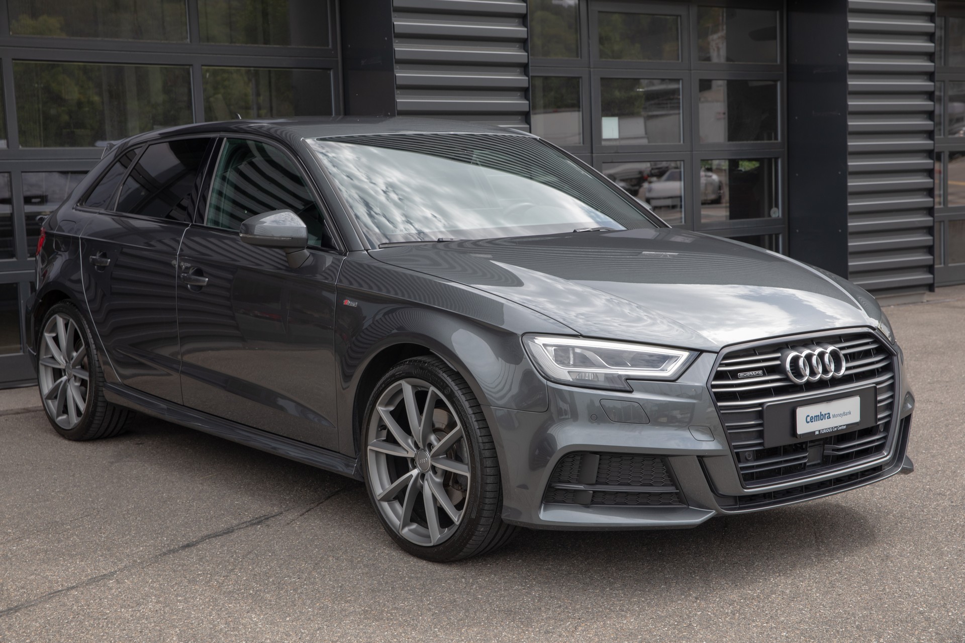 AUDI A3 Sportback 40 TFSI Sport quattro S-tronic-image-3