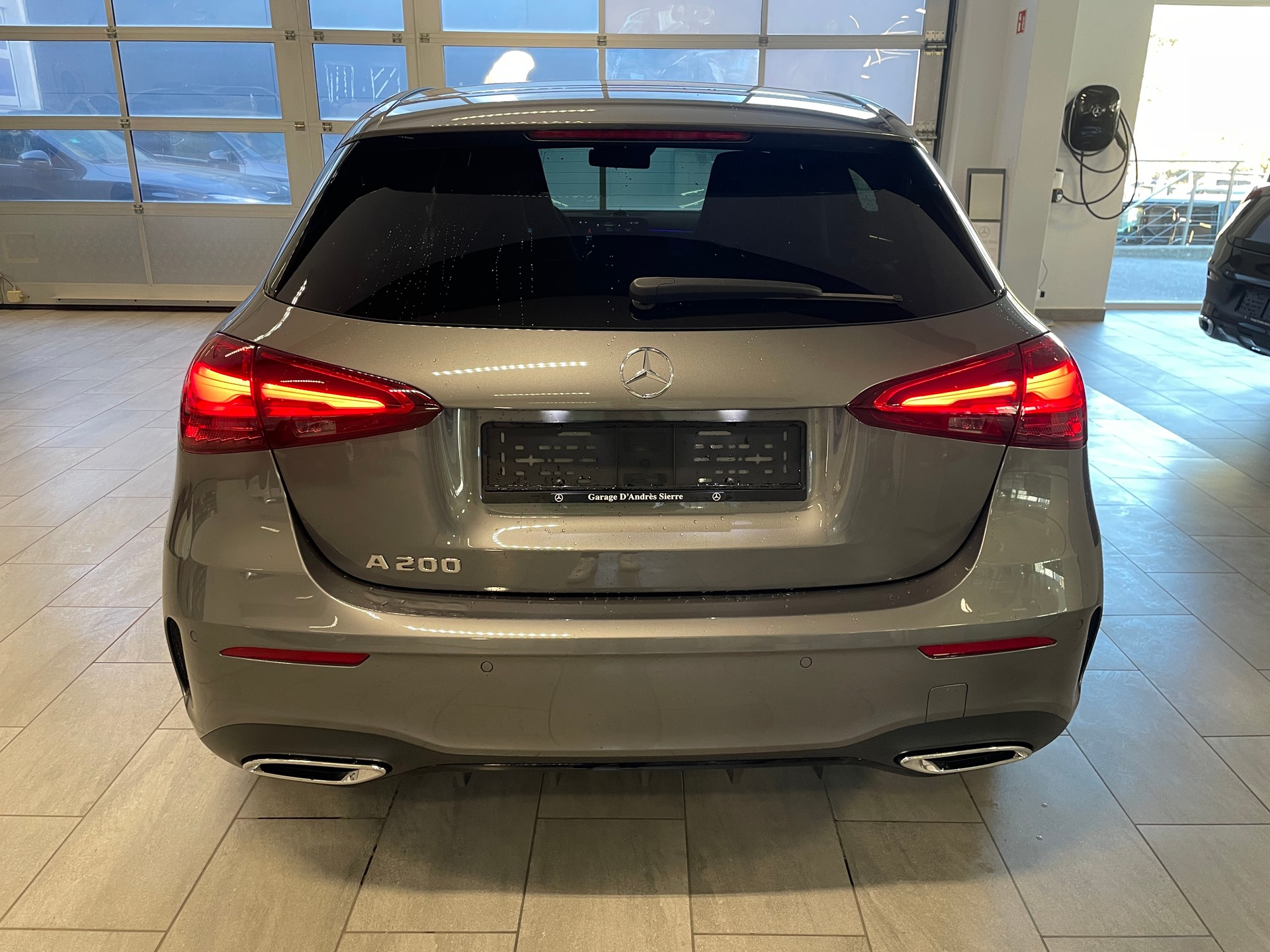 MERCEDES-BENZ A 200 Night Star 7G-DCT-image-6