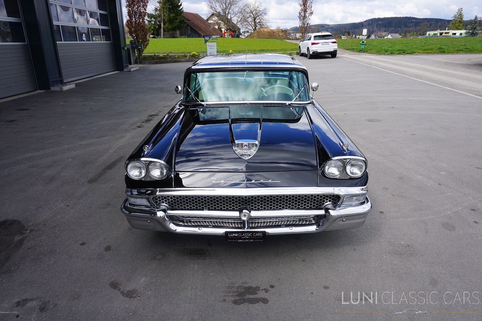 FORD Fairlane 500 Club Victoria-image-7