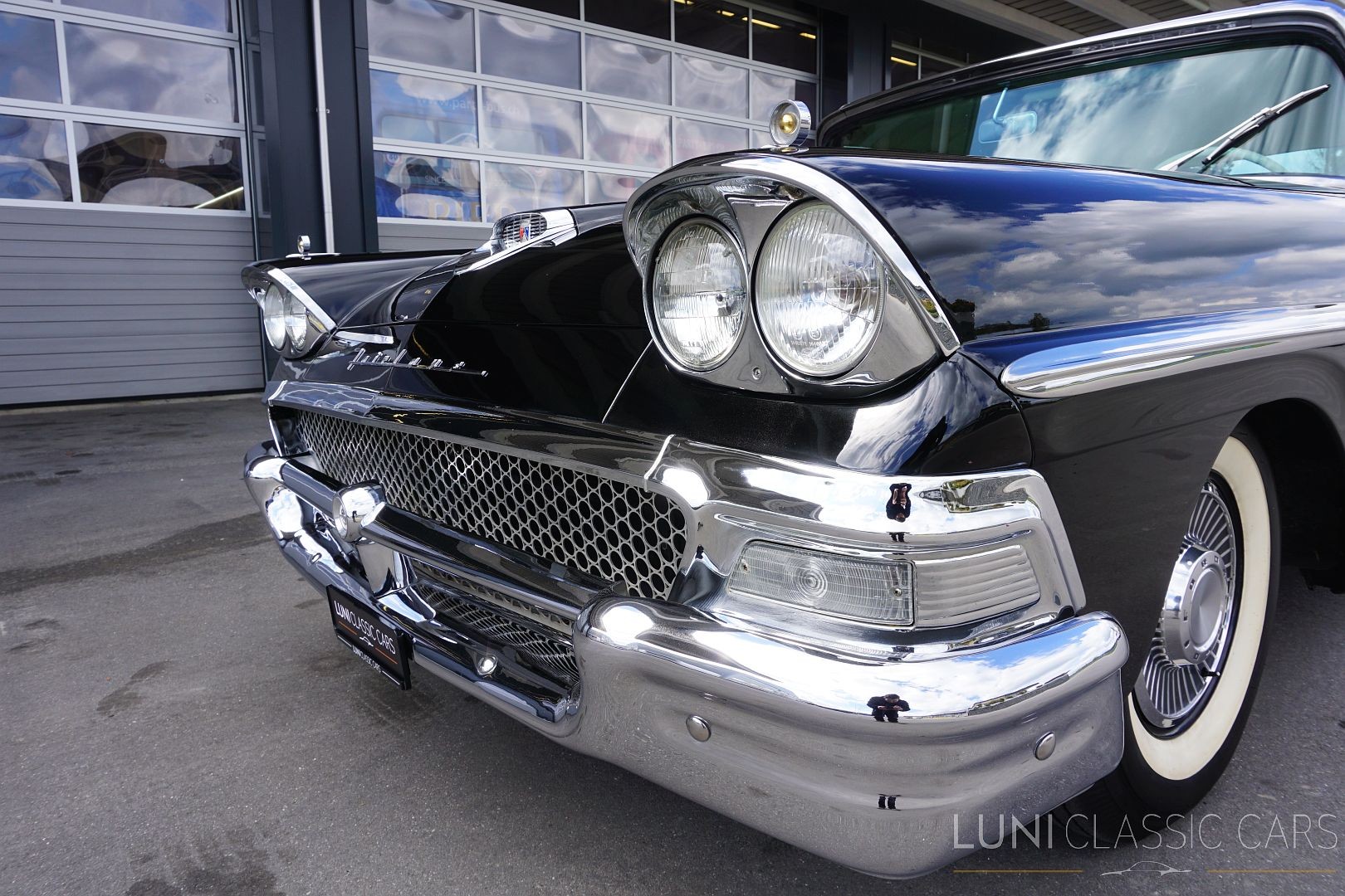 FORD Fairlane 500 Club Victoria-image-8