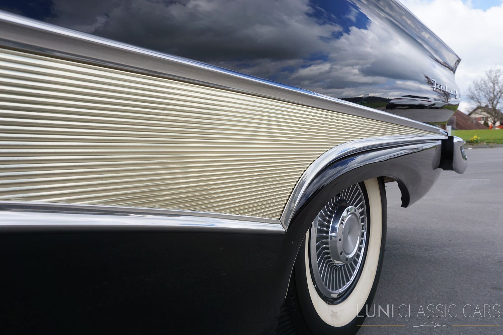 FORD Fairlane 500 Club Victoria-image-12