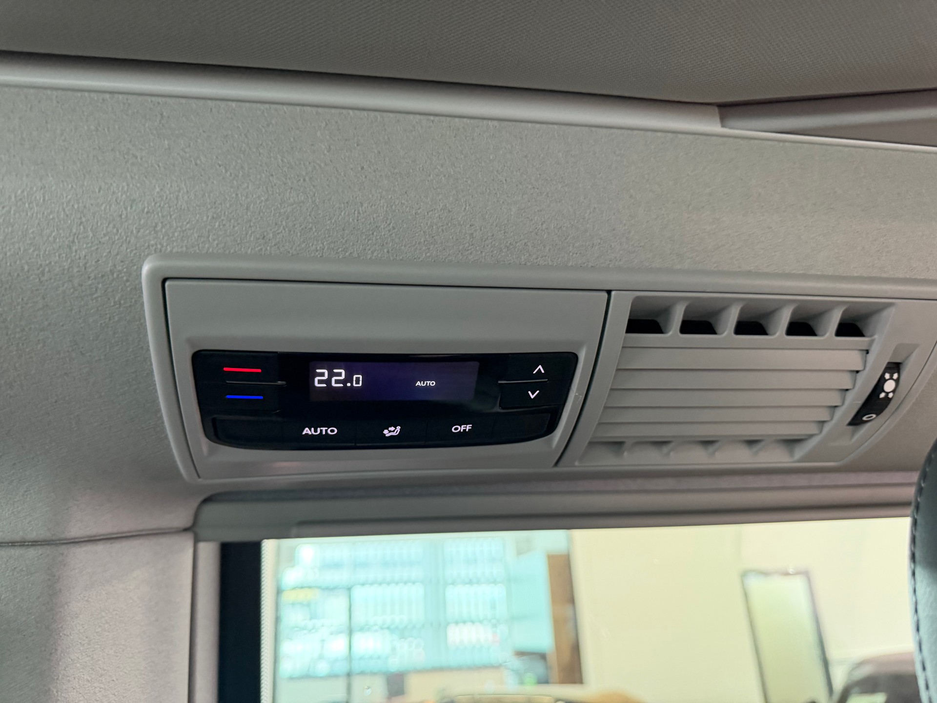 VW T6.1 California 2.0 Bi-TDI 204 PS Ocean DSG-image-16