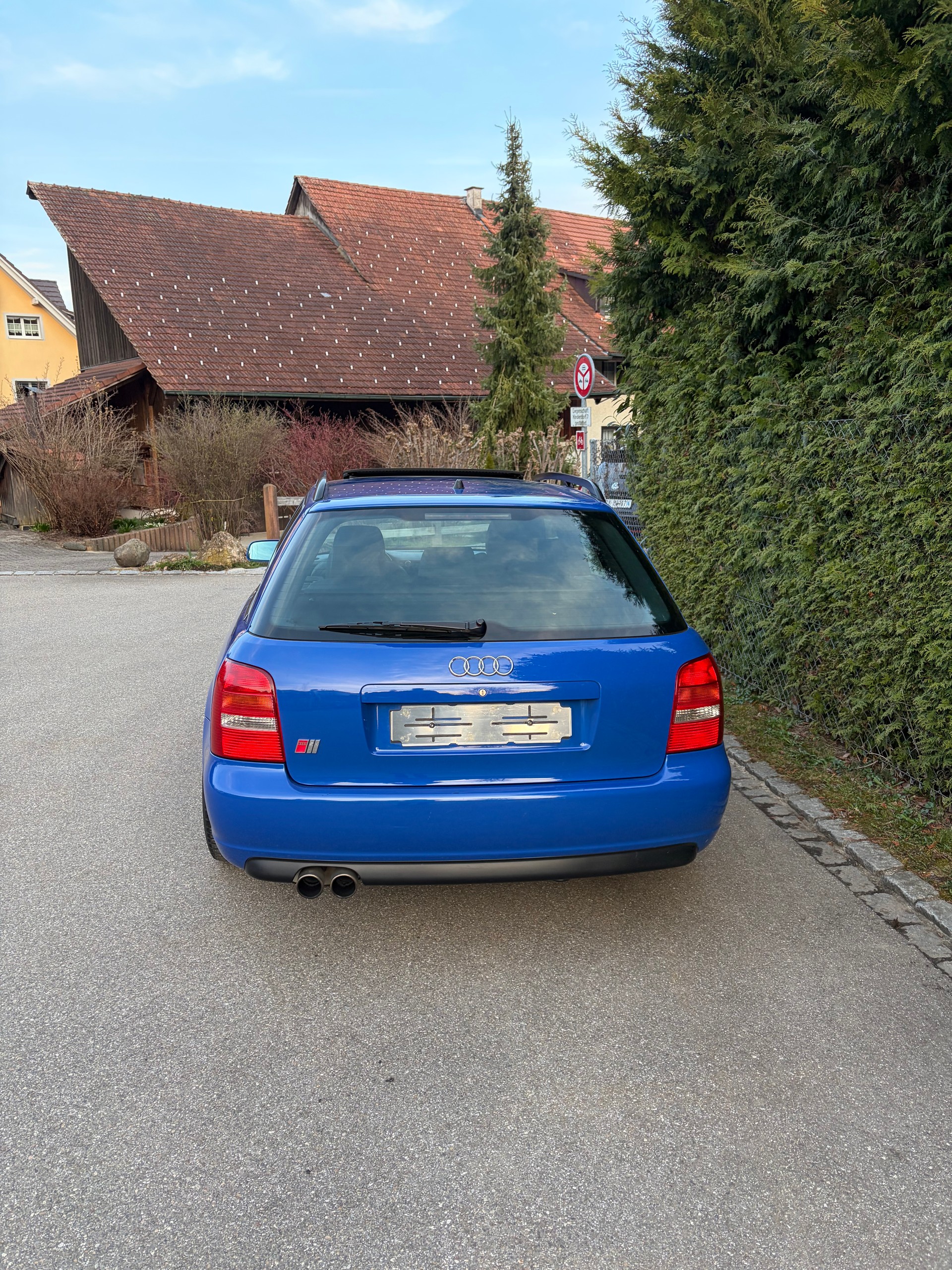 AUDI S4 Avant quattro-image-11