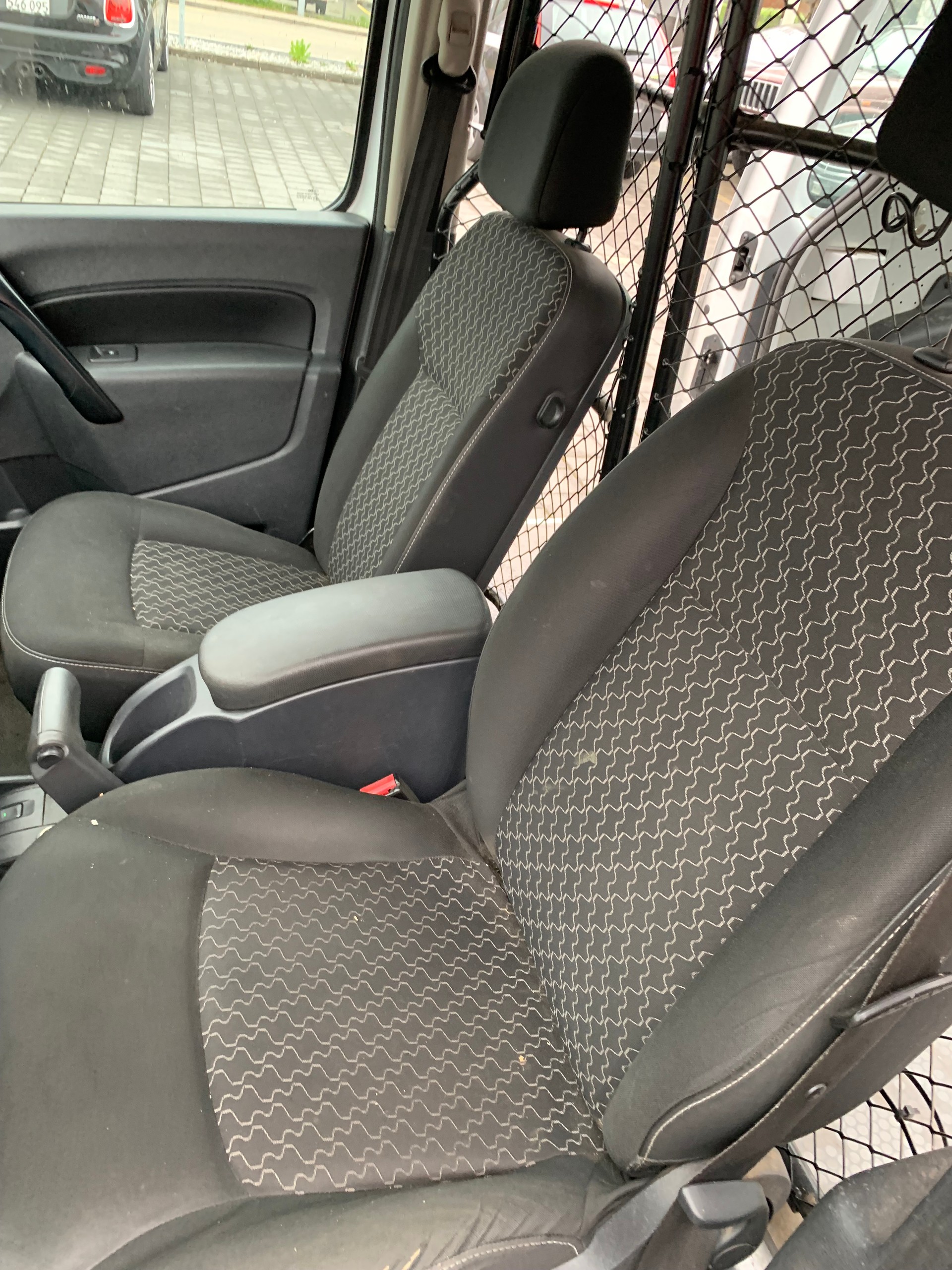 RENAULT Kangoo Medium dCi 90 Business-image-7