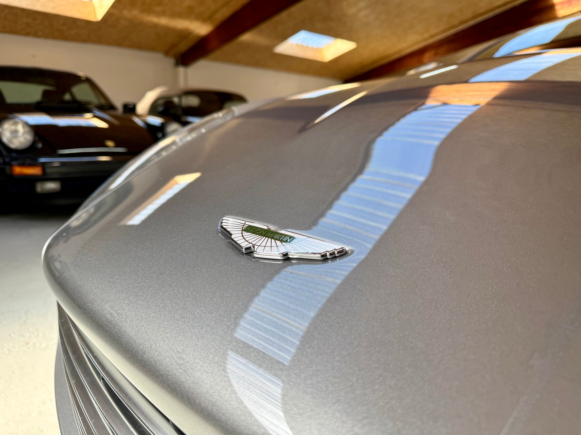 ASTON MARTIN Virage Coupé V12 5.9-48 Touchtronic2-image-4