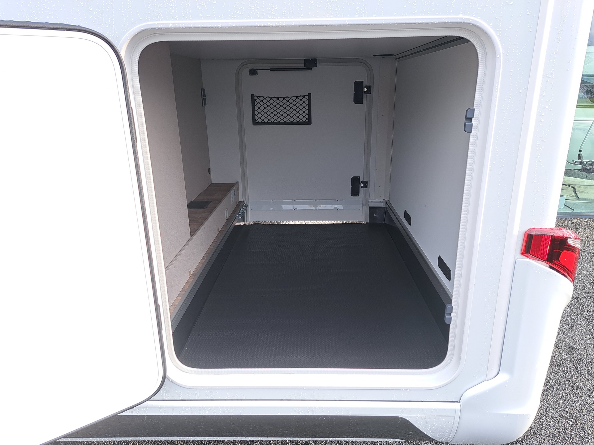 HYMER Exsis I 580 Pure-image-13