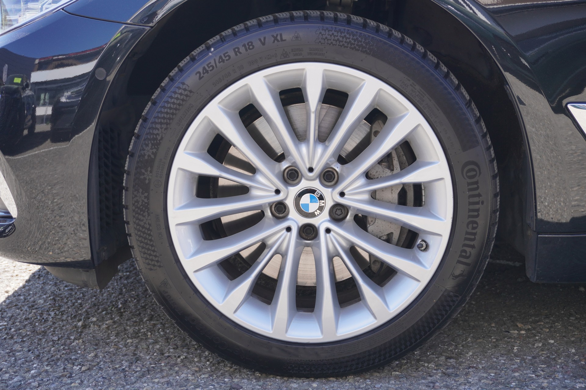 BMW 540i xDrive Touring Luxury Line Steptronic-image-8