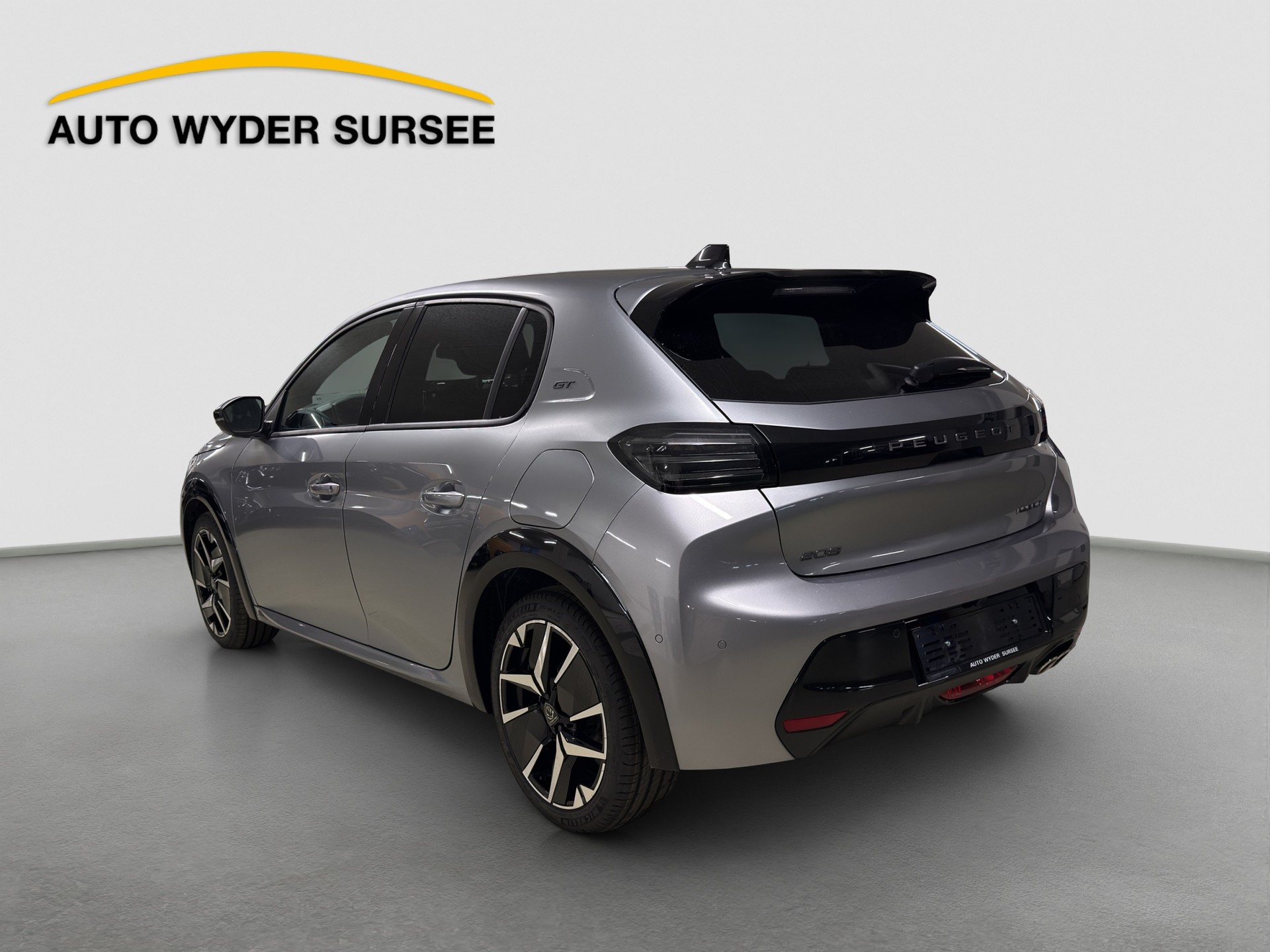 PEUGEOT 208 1.2 Hybrid 145 GT-image-3