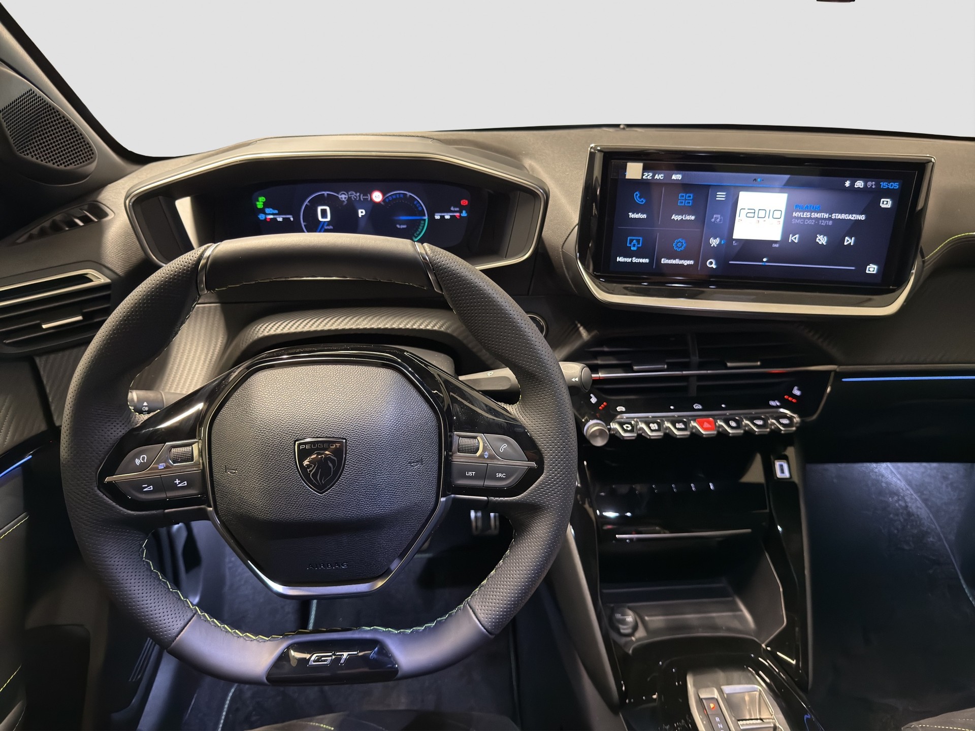 PEUGEOT 208 1.2 Hybrid 145 GT-image-14