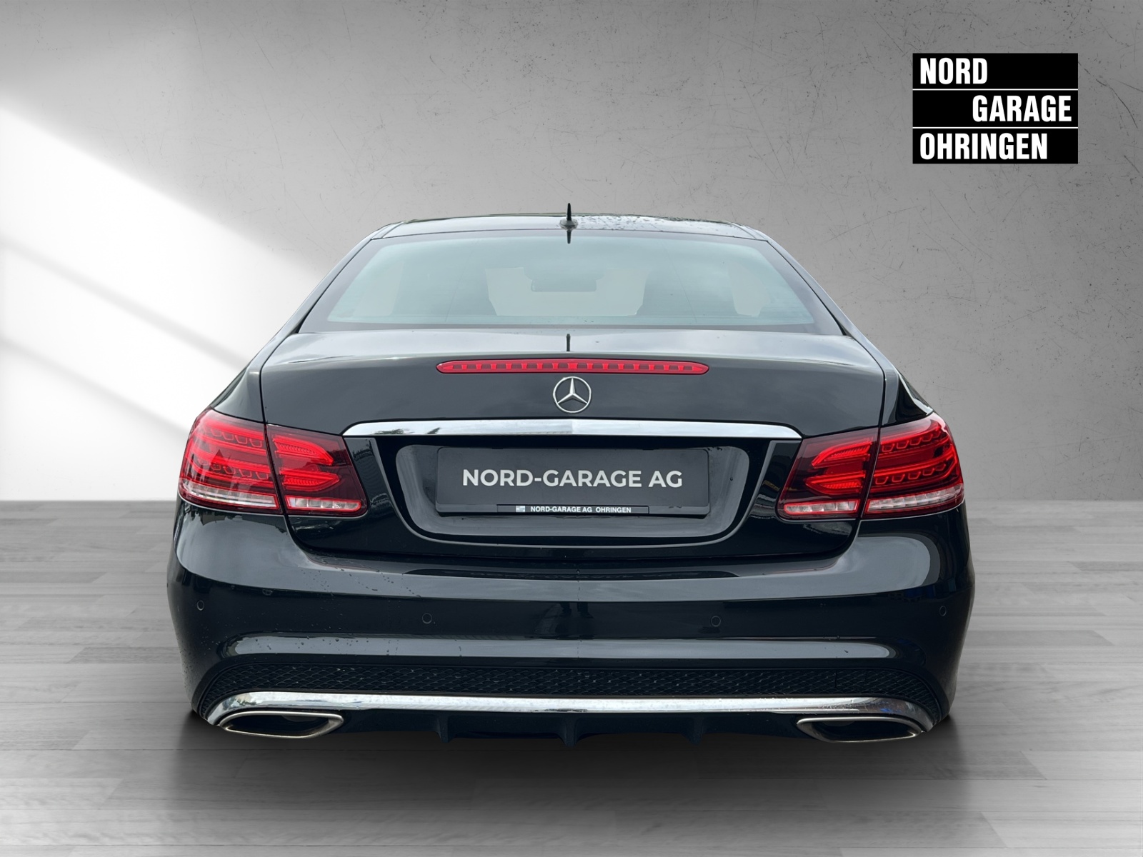 MERCEDES-BENZ E 400-image-3