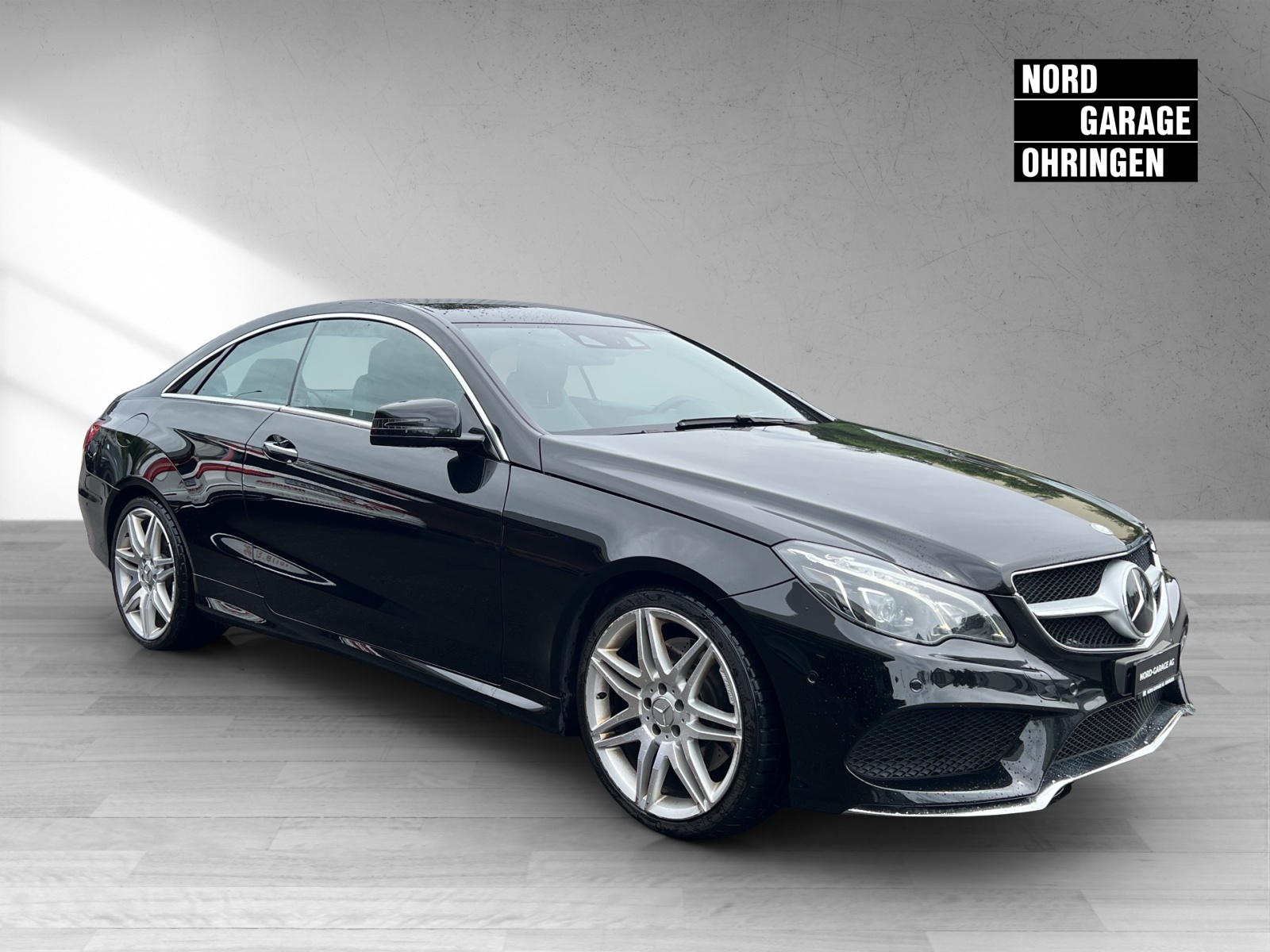 MERCEDES-BENZ E 400-image-5