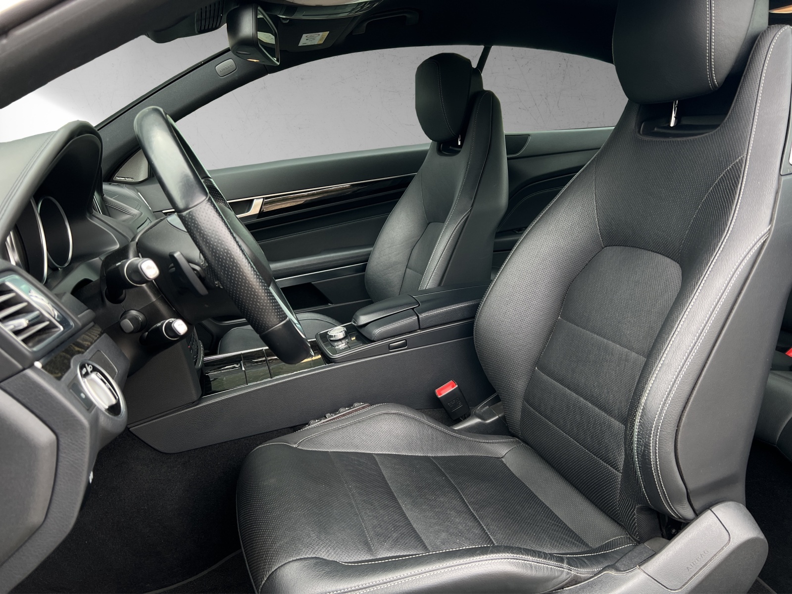 MERCEDES-BENZ E 400-image-6