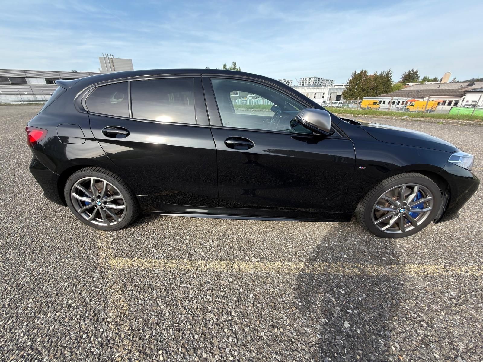BMW M135i xDrive-image-4