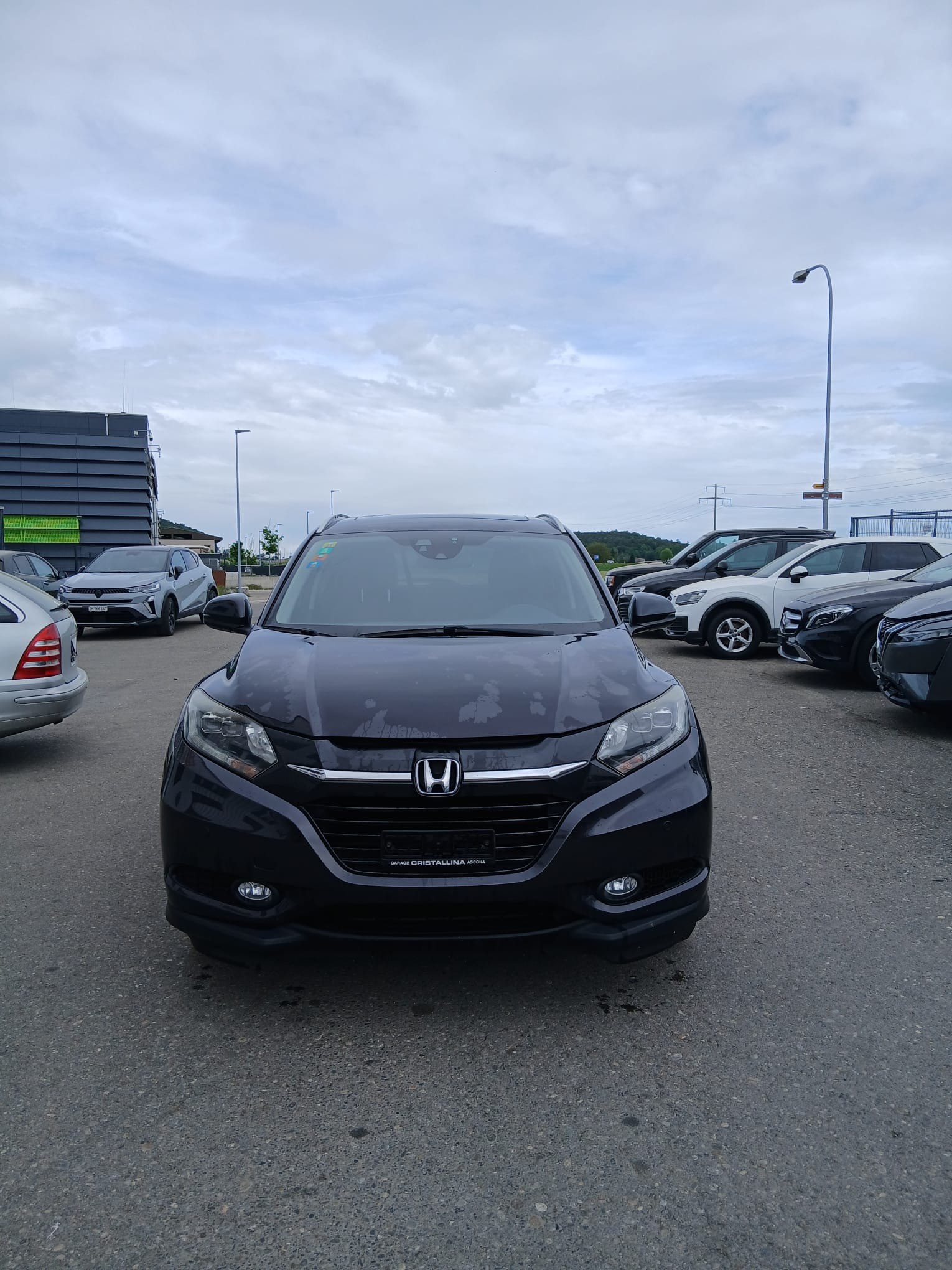 HONDA HR-V 1.6i-DTEC Executive-image-0