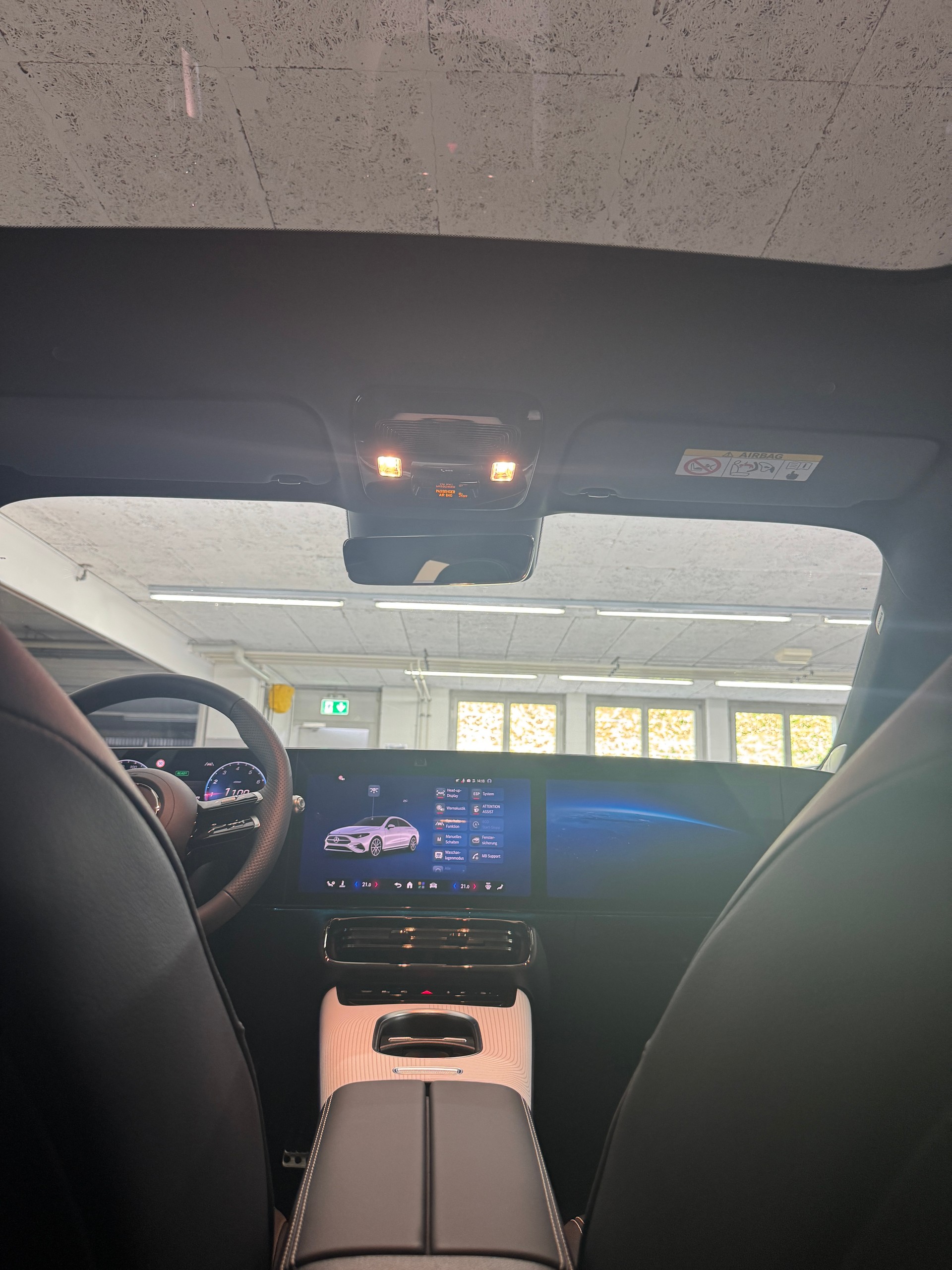 MERCEDES-BENZ CLA 220 4Matic-image-13