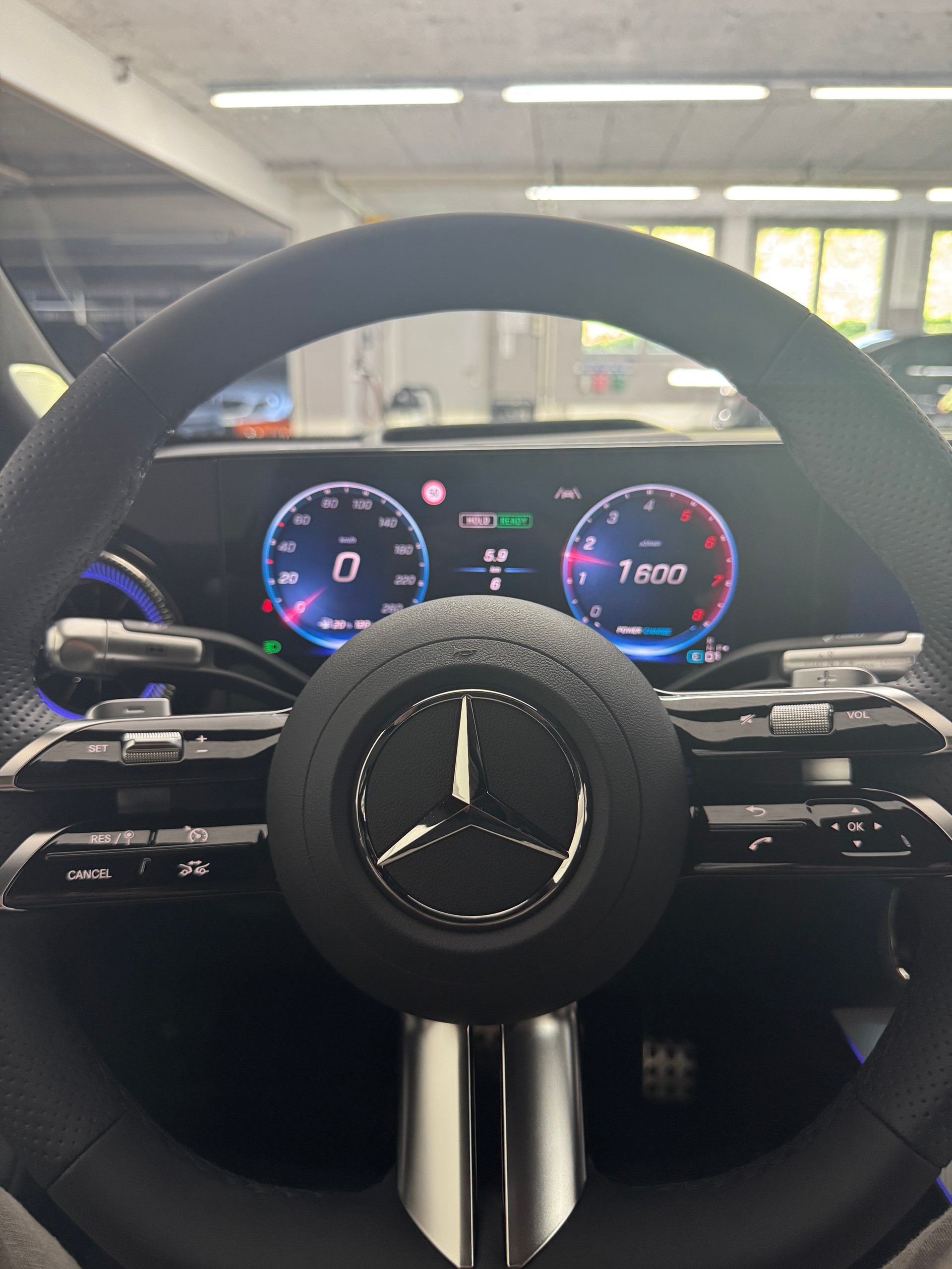 MERCEDES-BENZ CLA 220 4Matic-image-6