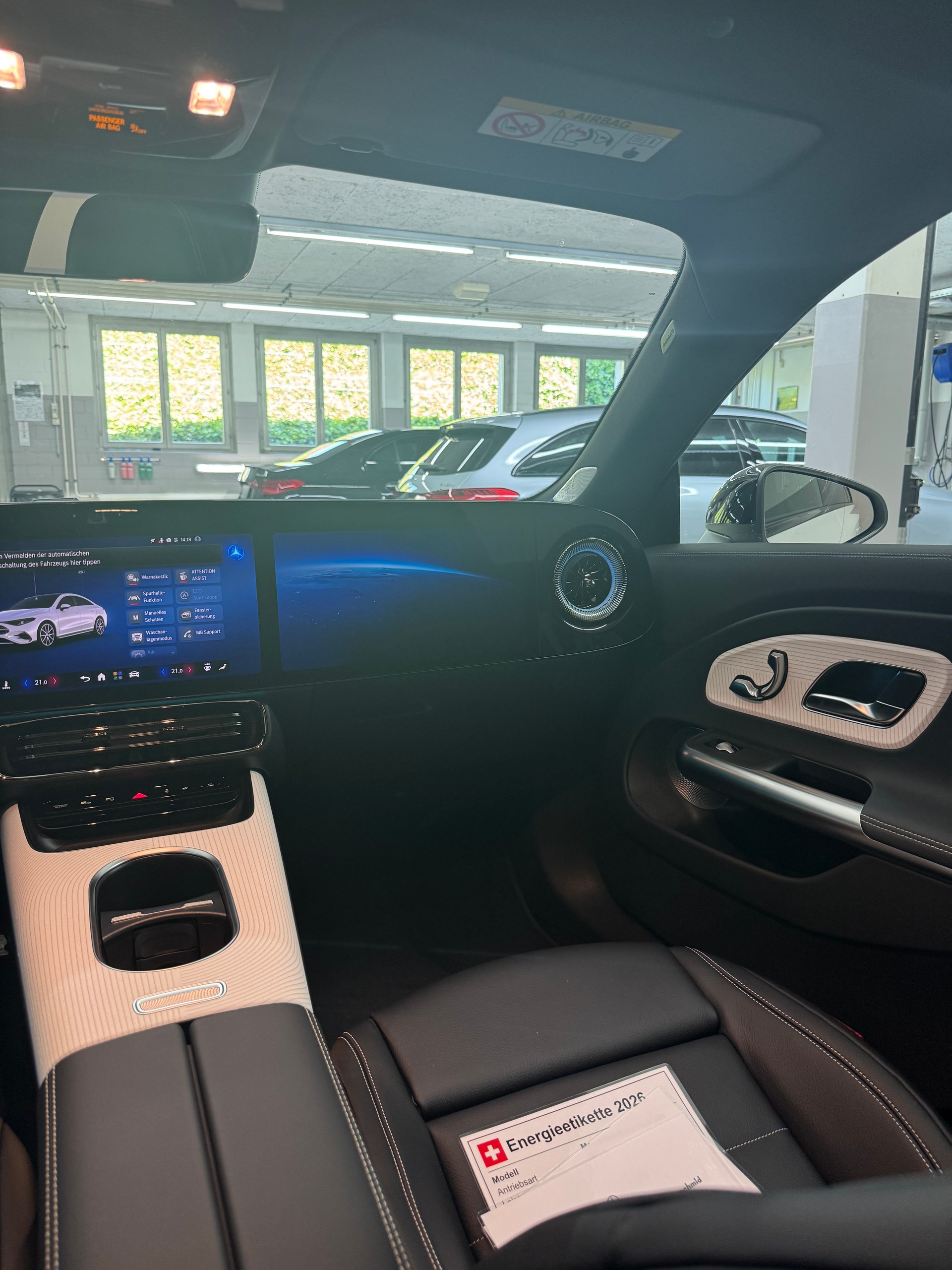 MERCEDES-BENZ CLA 220 4Matic-image-11
