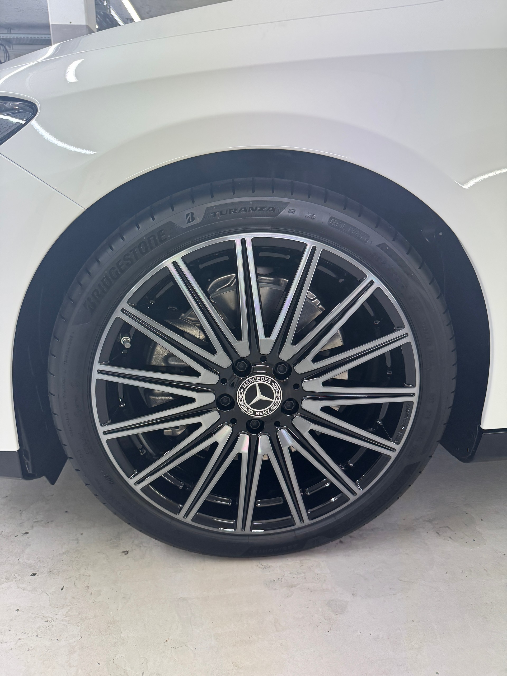 MERCEDES-BENZ CLA 220 4Matic-image-3