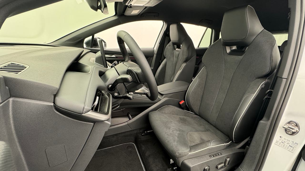 SKODA Enyaq 85x Sportline 4x4-image-4