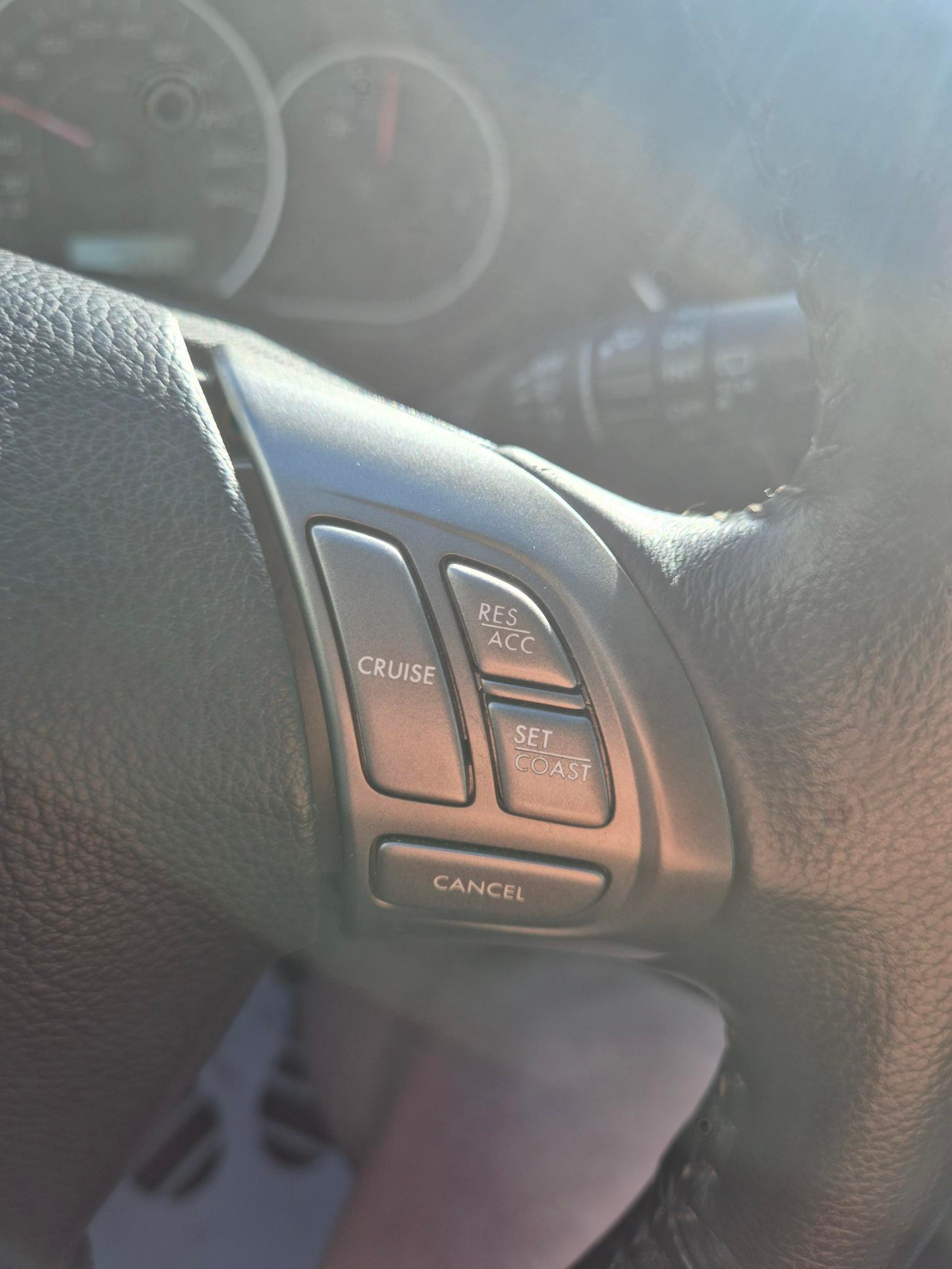 SUBARU 2.0 R Comfort-image-15