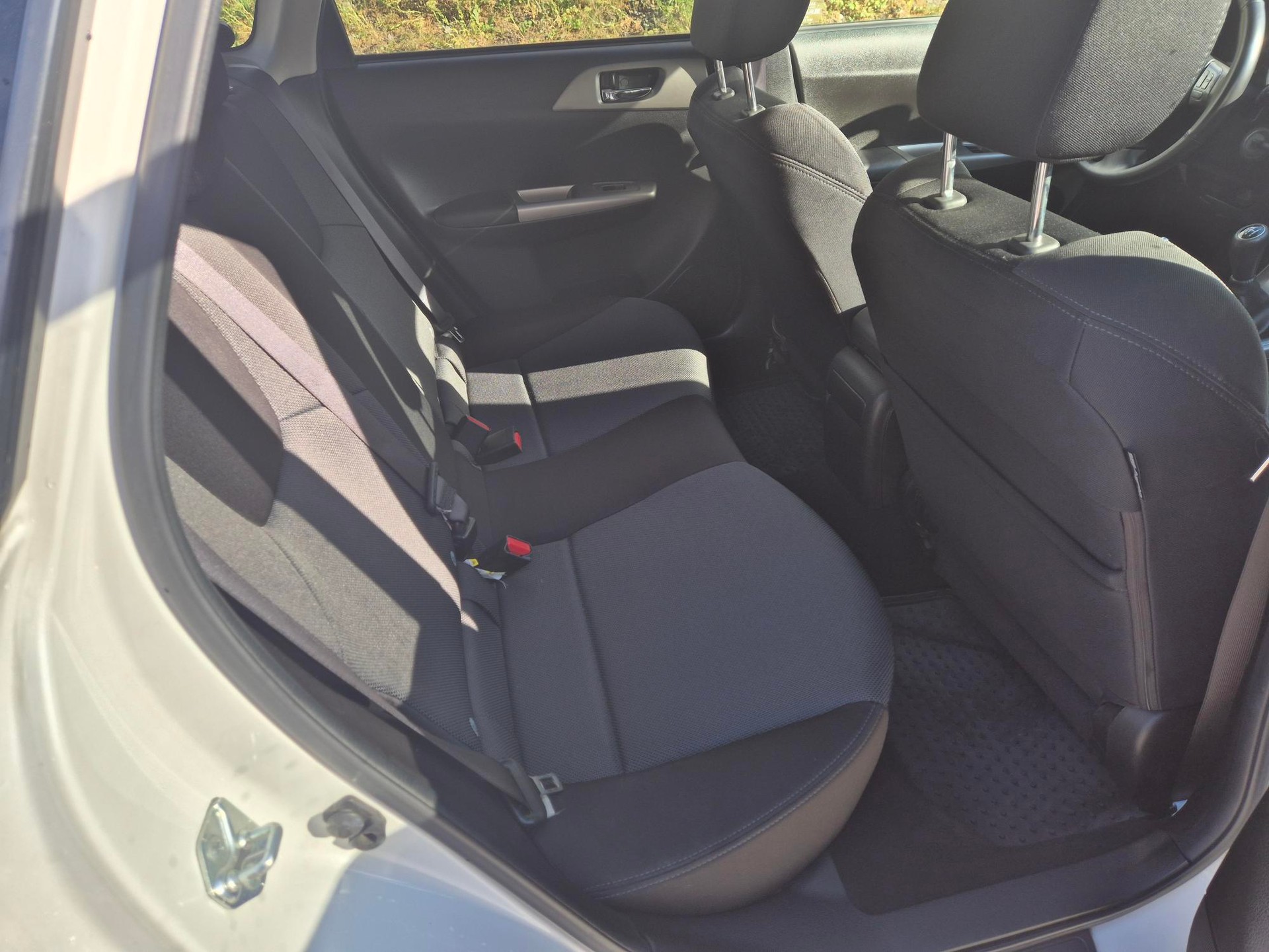 SUBARU 2.0 R Comfort-image-5