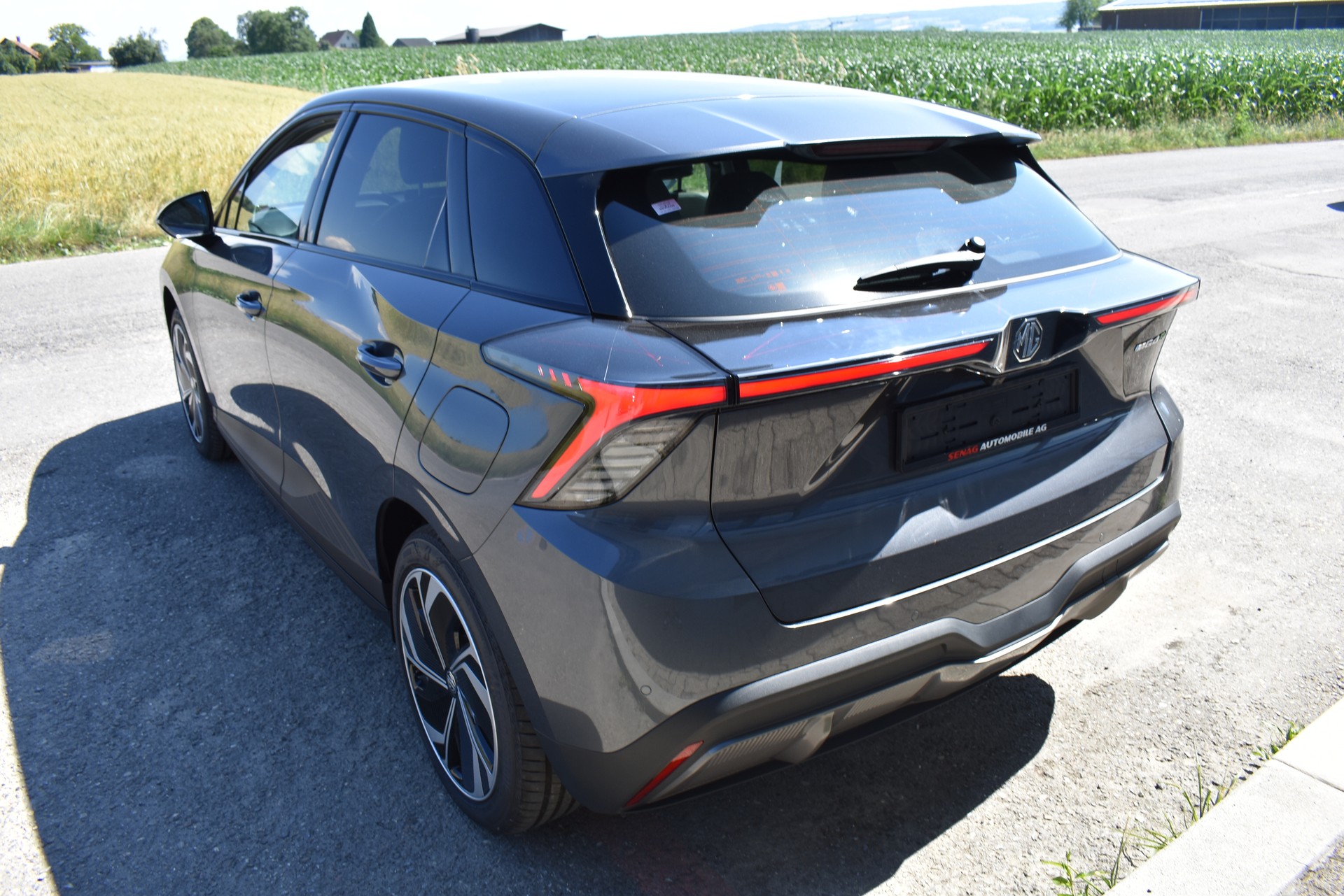 MG 4 EV 64kWh Premium-image-7