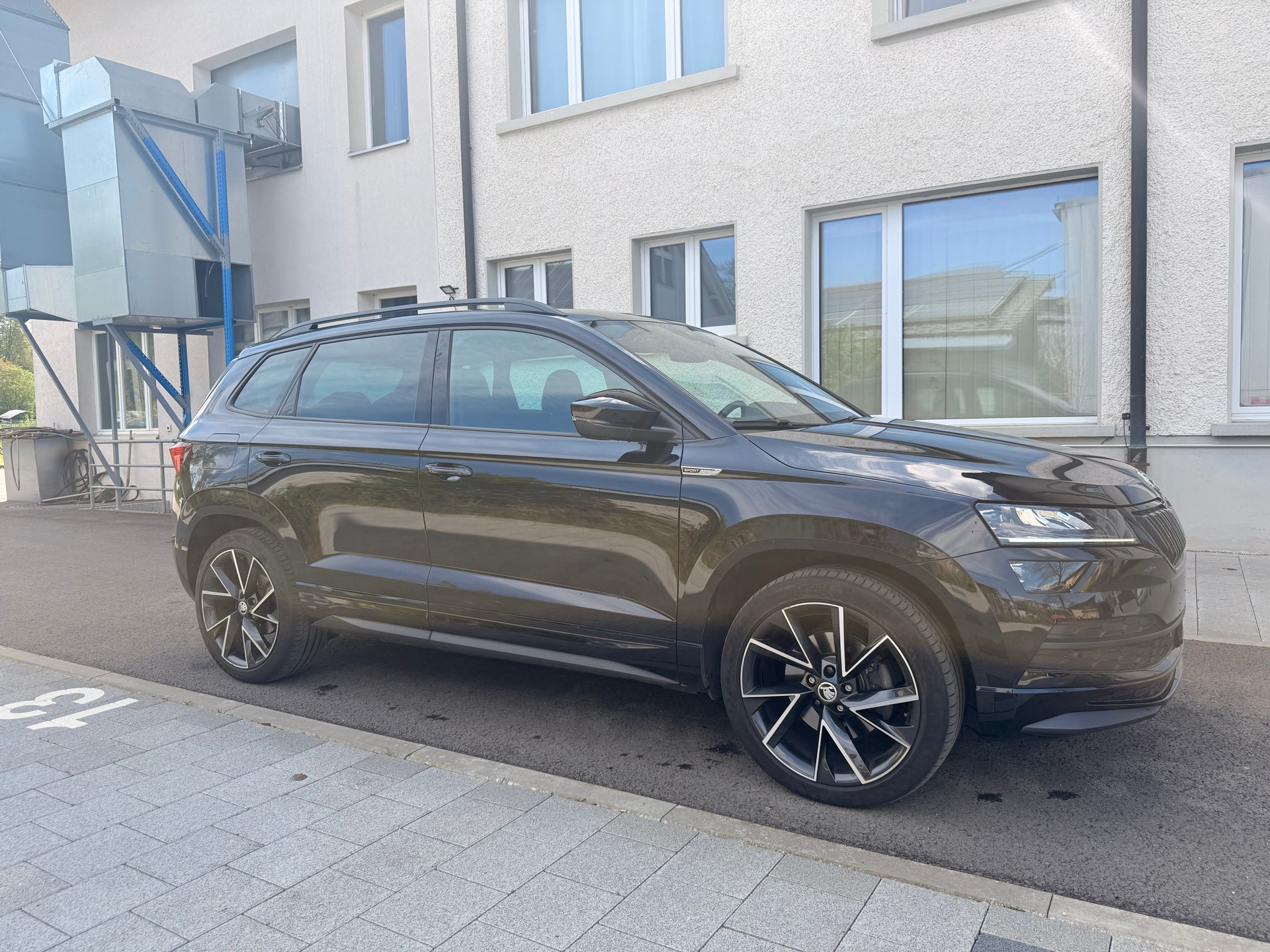 SKODA Karoq 2.0 TDI SCR SportLine 4x4 DSG-image-3