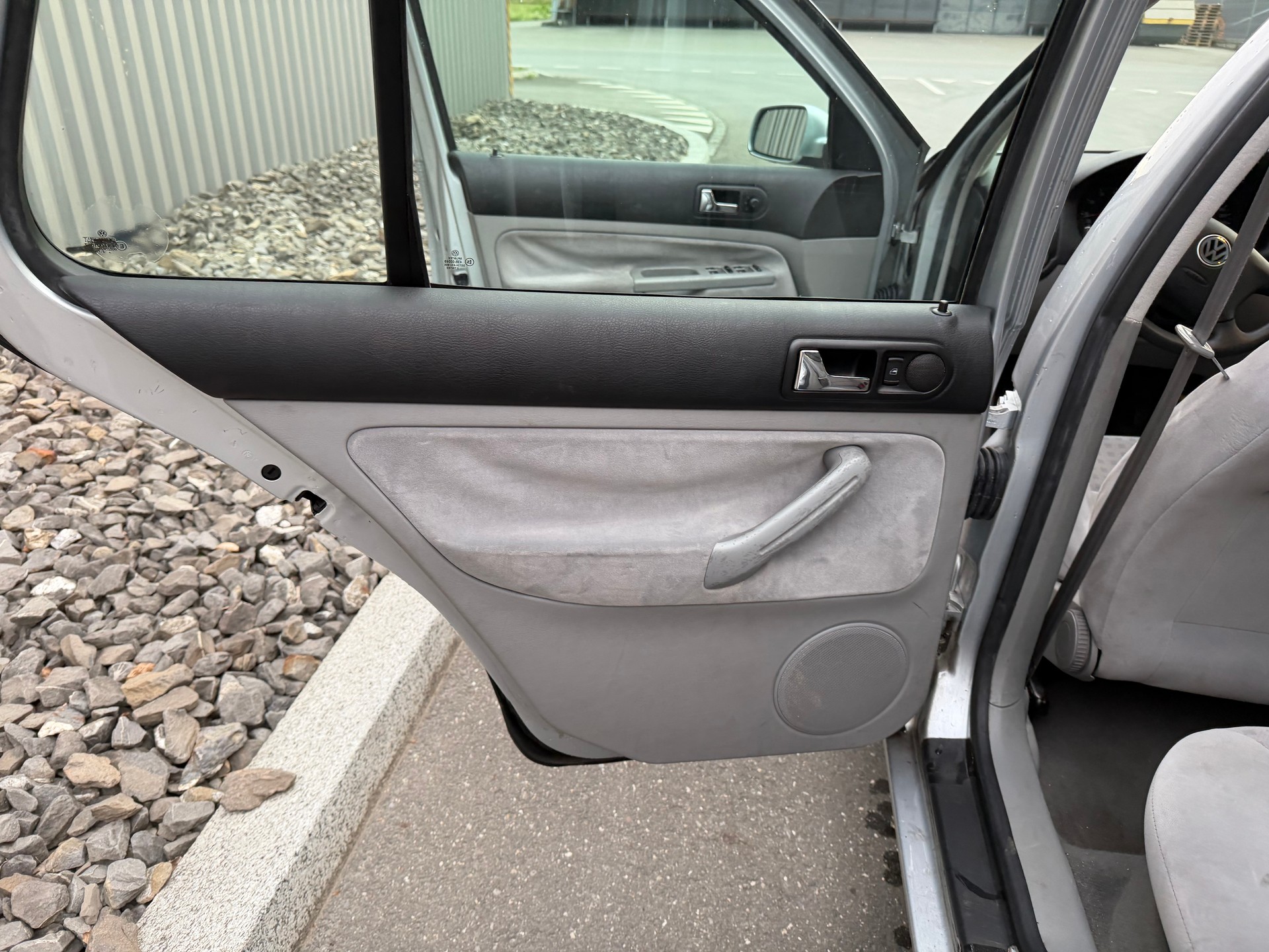 VW Golf 2.0 Comfortline 4Motion-image-22