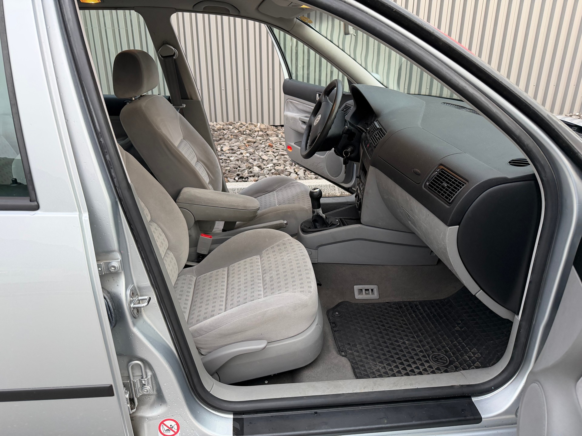 VW Golf 2.0 Comfortline 4Motion-image-16