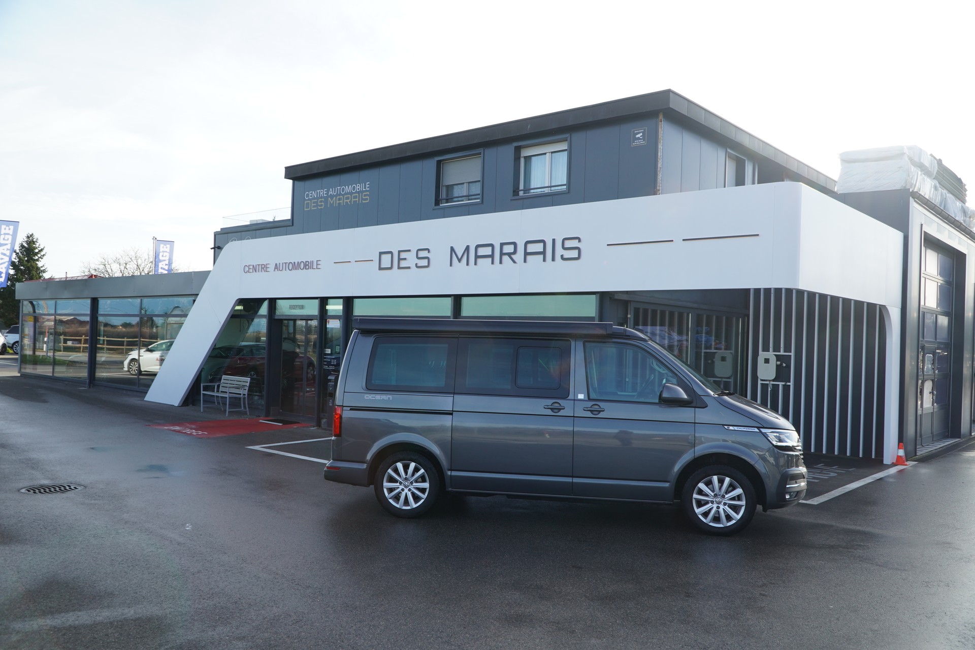 VW T6.1 California 2.0 TDI Ocean Liberty DSG-image-5