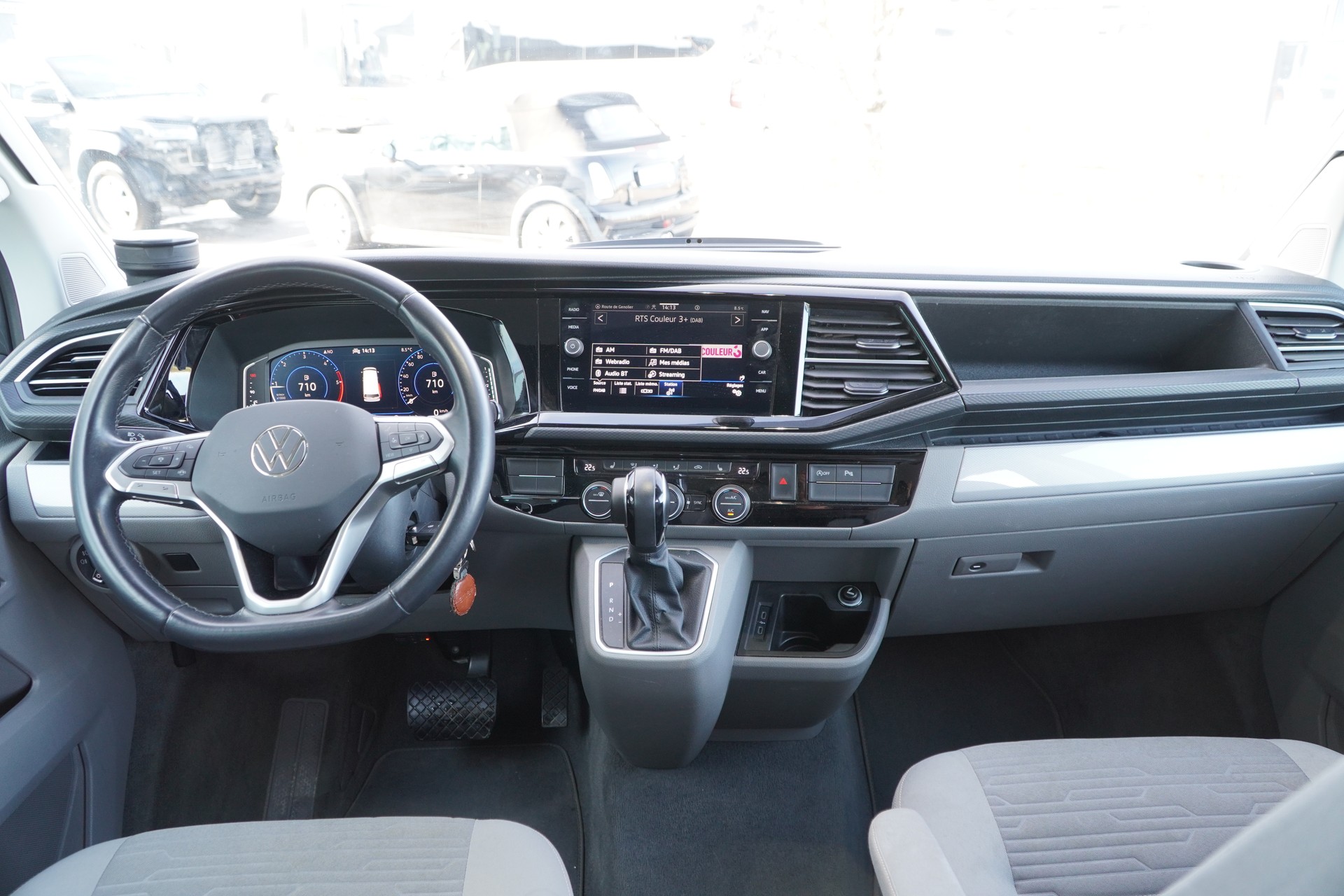 VW T6.1 California 2.0 TDI Ocean Liberty DSG-image-8