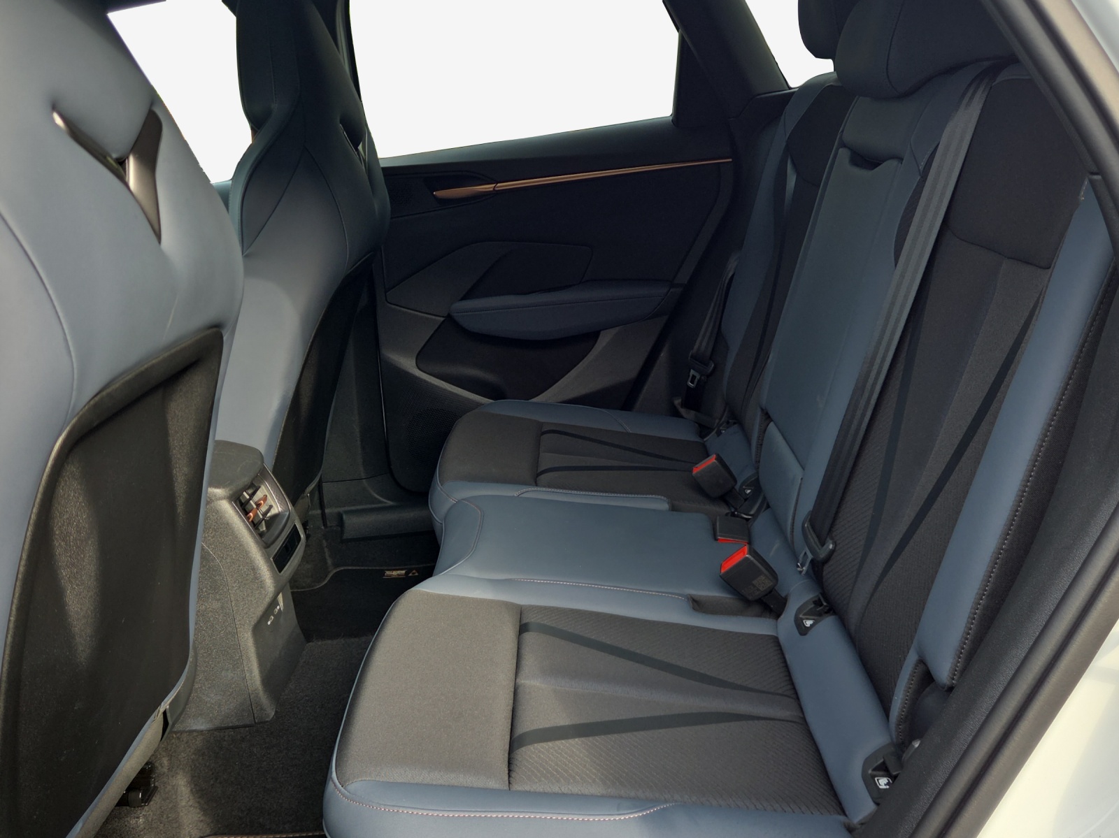 CUPRA Terramar 2.0 TSI DSG 4Drive VZ-image-11