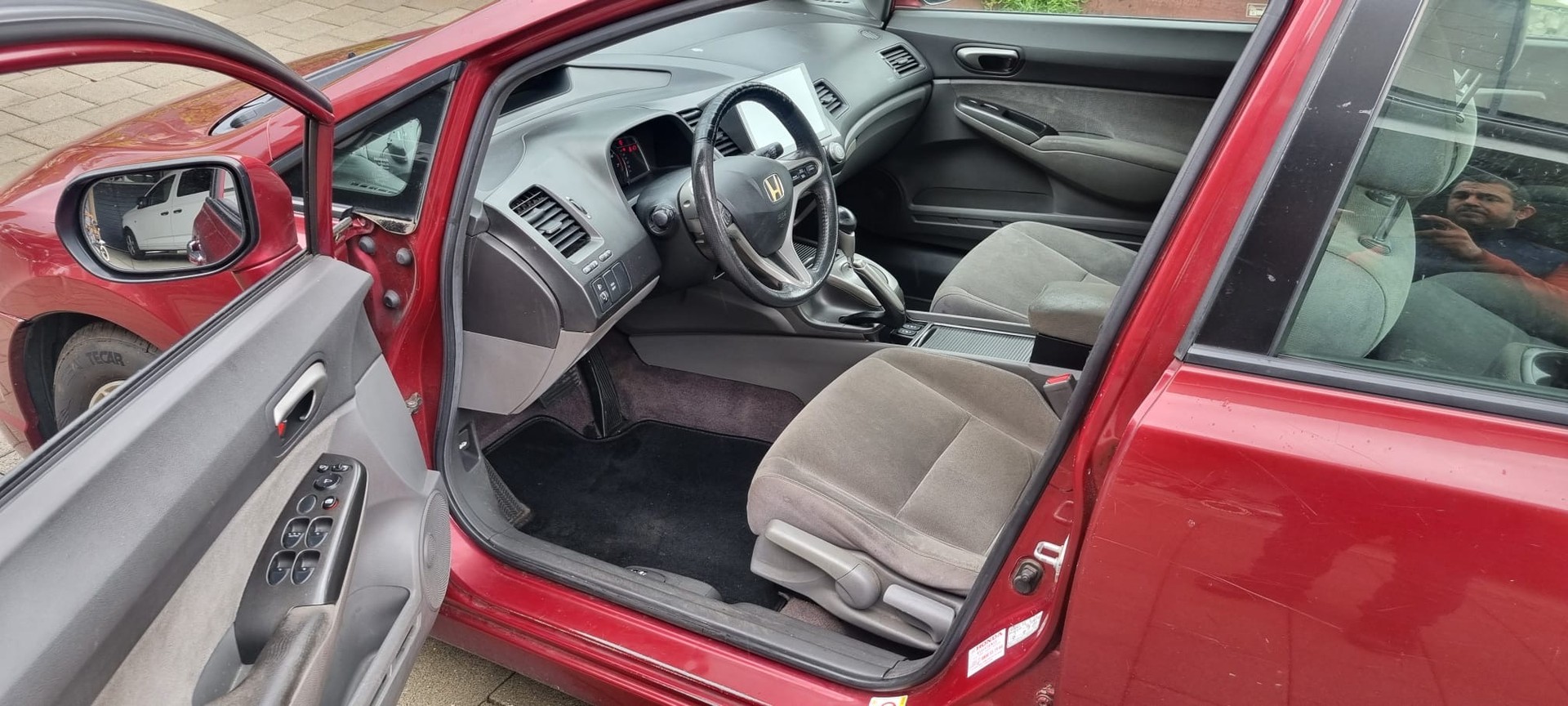 HONDA Civic 1.3 iDSi IMA Hybrid-image-11