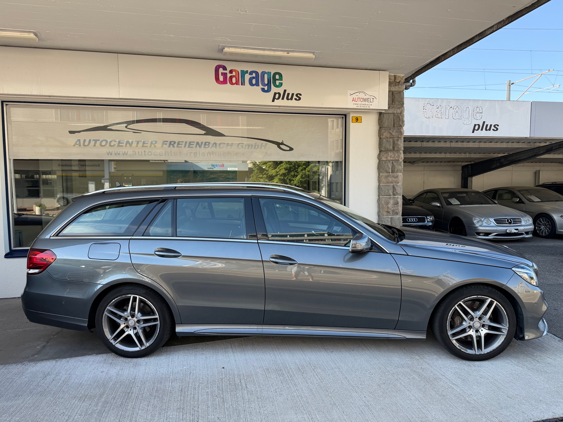 MERCEDES-BENZ E 350 BlueTEC 4Matic 7G-Tronic-image-3