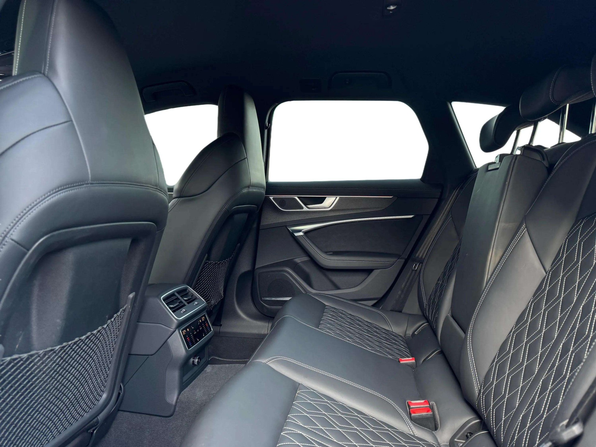 AUDI S6 Avant 3.0 TDI quattro tiptronic-image-21
