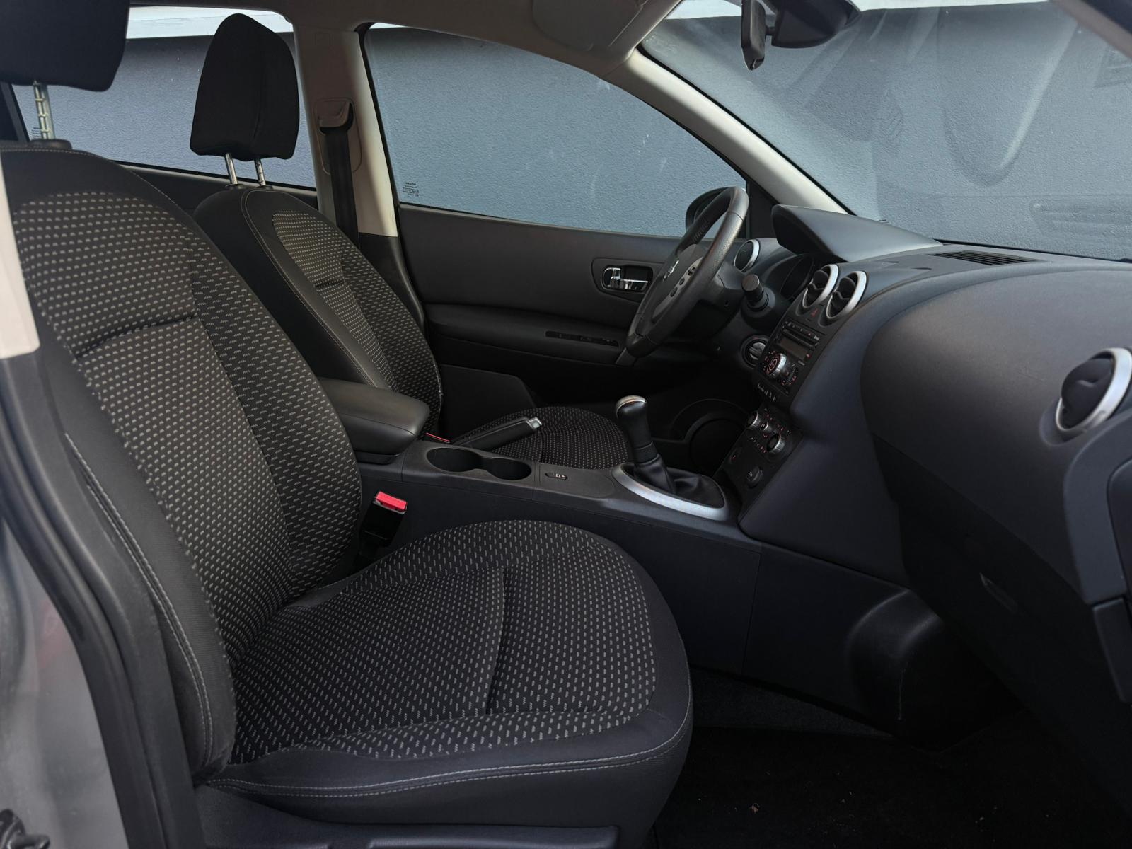 NISSAN Qashqai 1.6 acenta-image-8