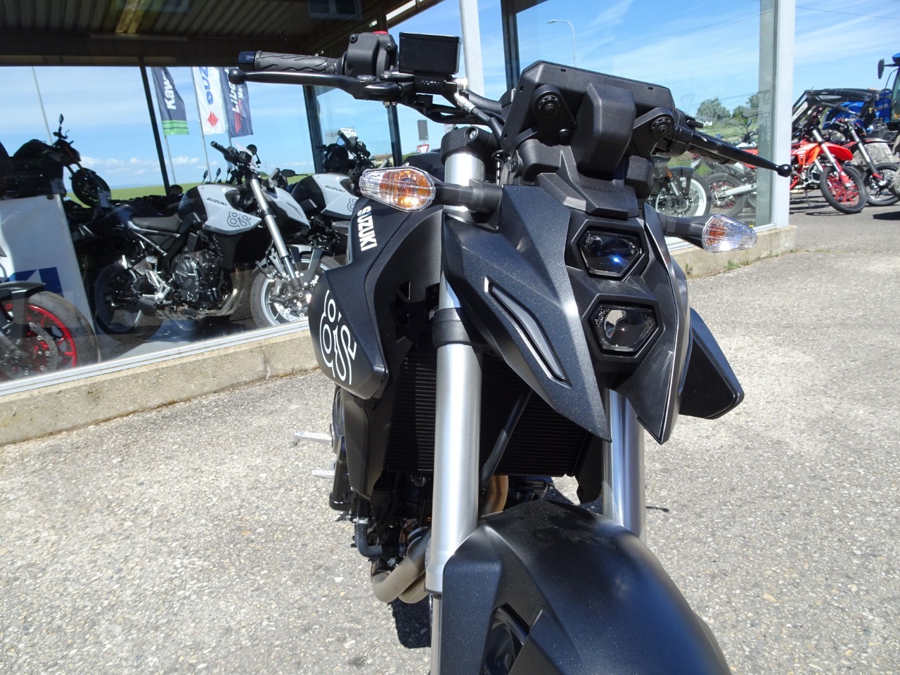 SUZUKI GSX 8 S (35kW)-image-5
