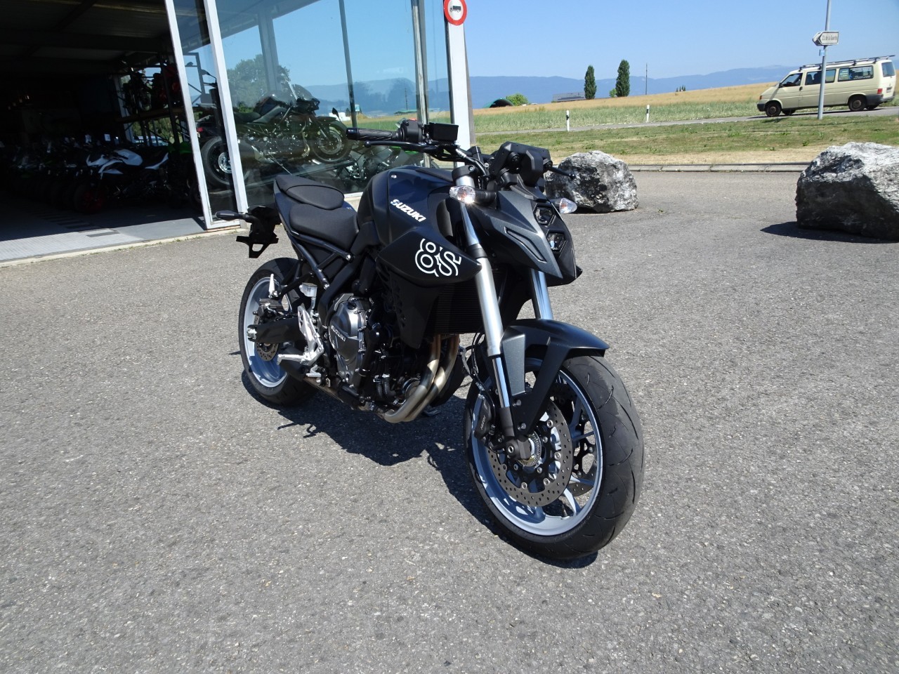 SUZUKI GSX 8 S (35kW)-showroom-element-1