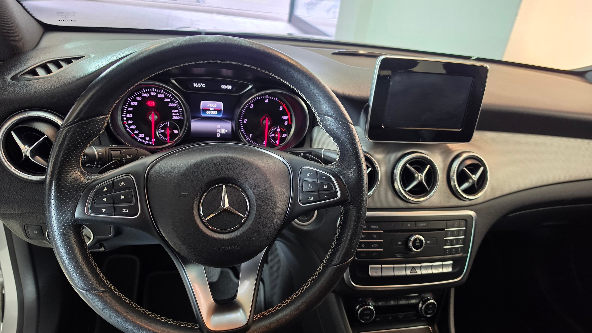 MERCEDES-BENZ CLA Shooting Brake 220 d Urban 7G-DCT,Top Zustand, Schweizer Fahrzeug, Frisch ab MFK und Frisch ab Service-image-7