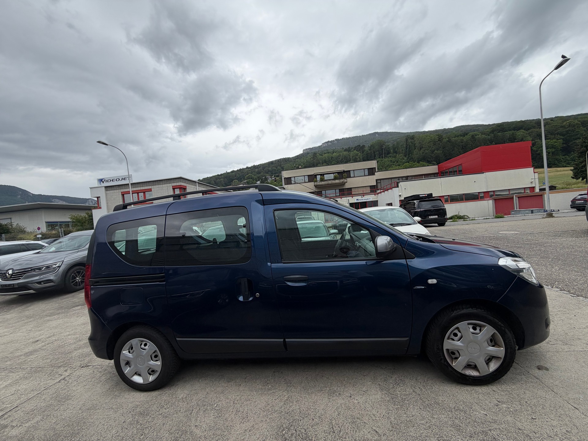 DACIA Dokker 1.6 Celebration-image-2