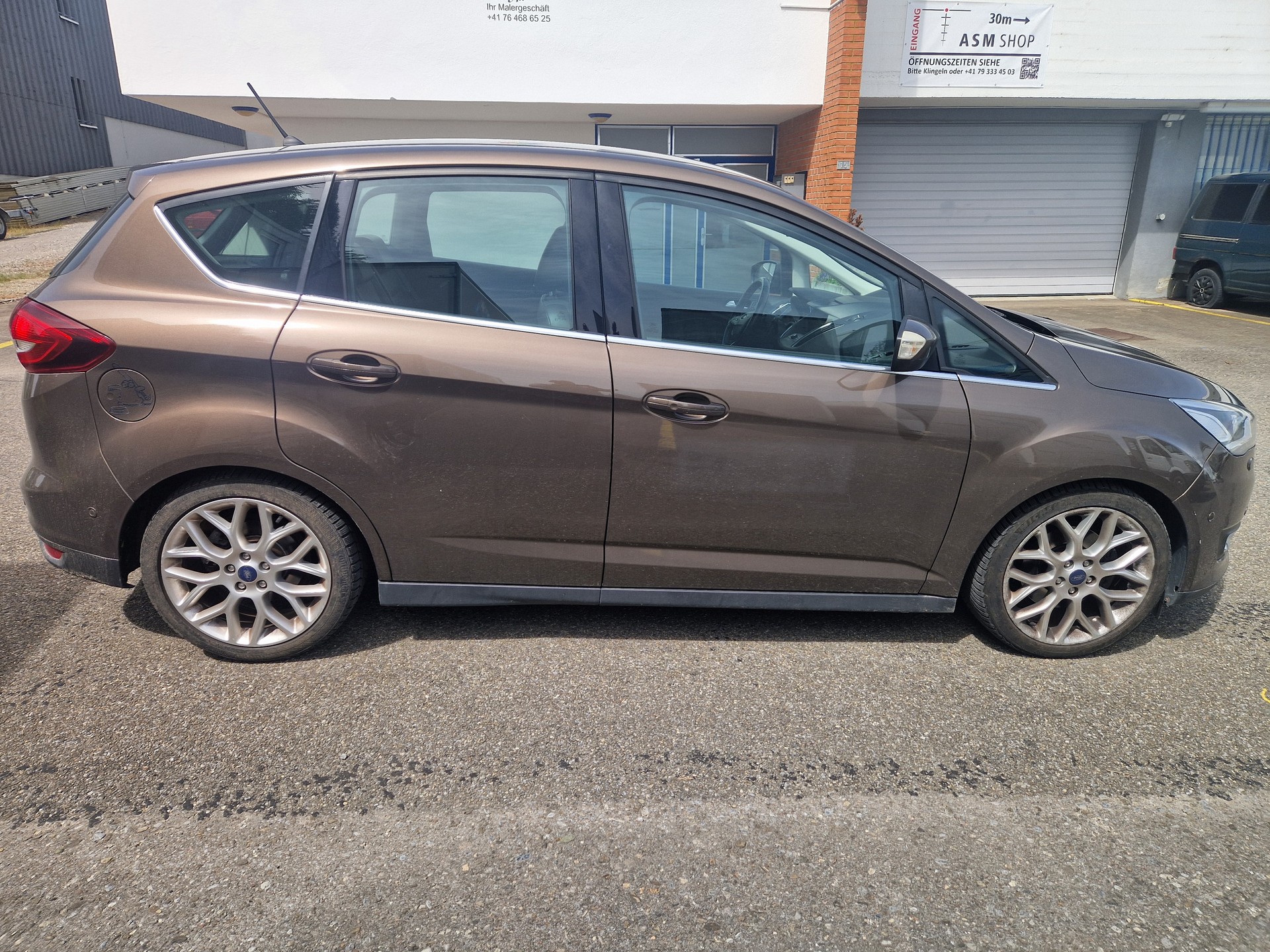 FORD C-Max 2.0 TDCi Trend PowerShift-image-3