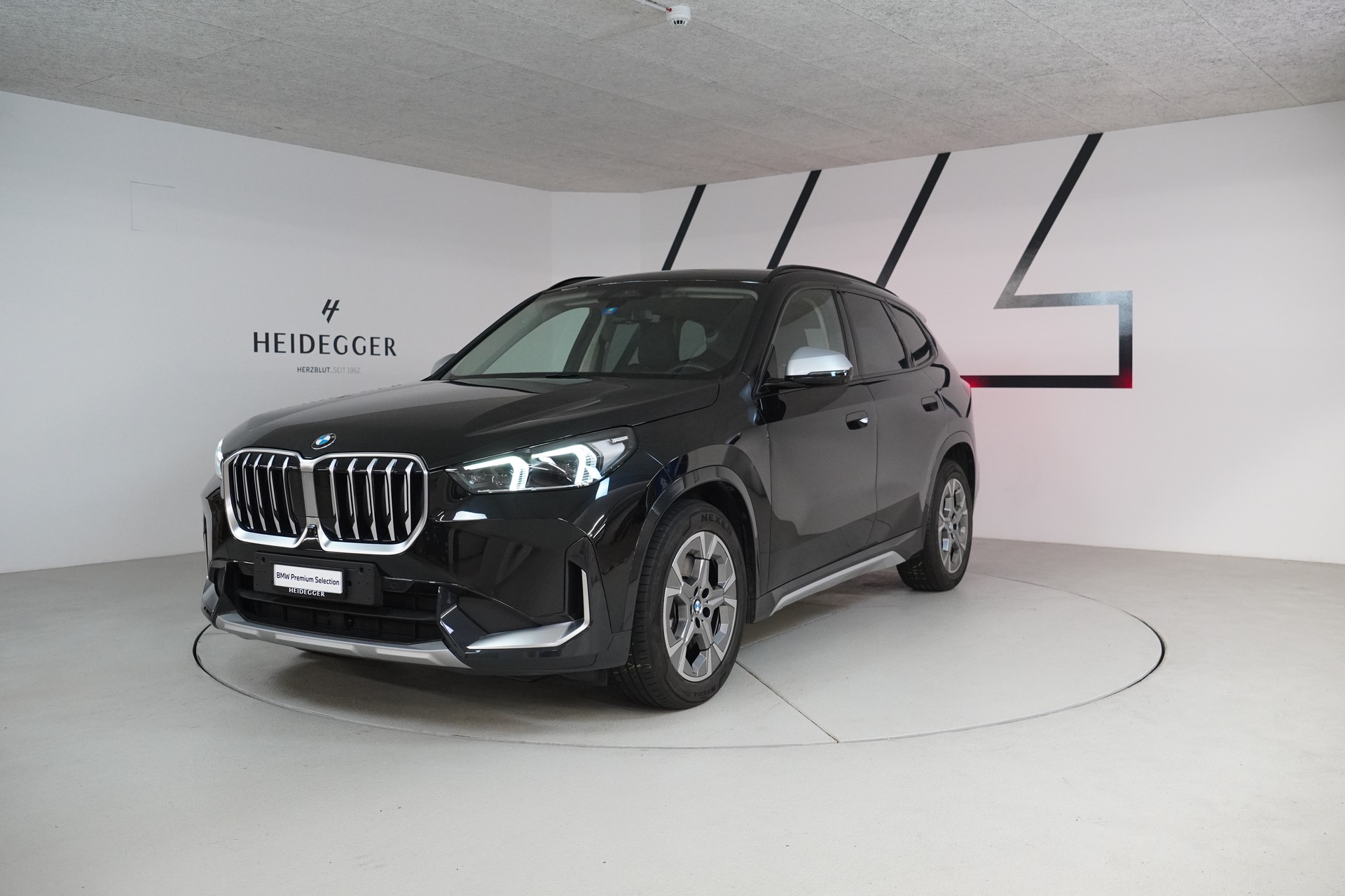BMW X1 xDrive 23d 48V xLine-image-0