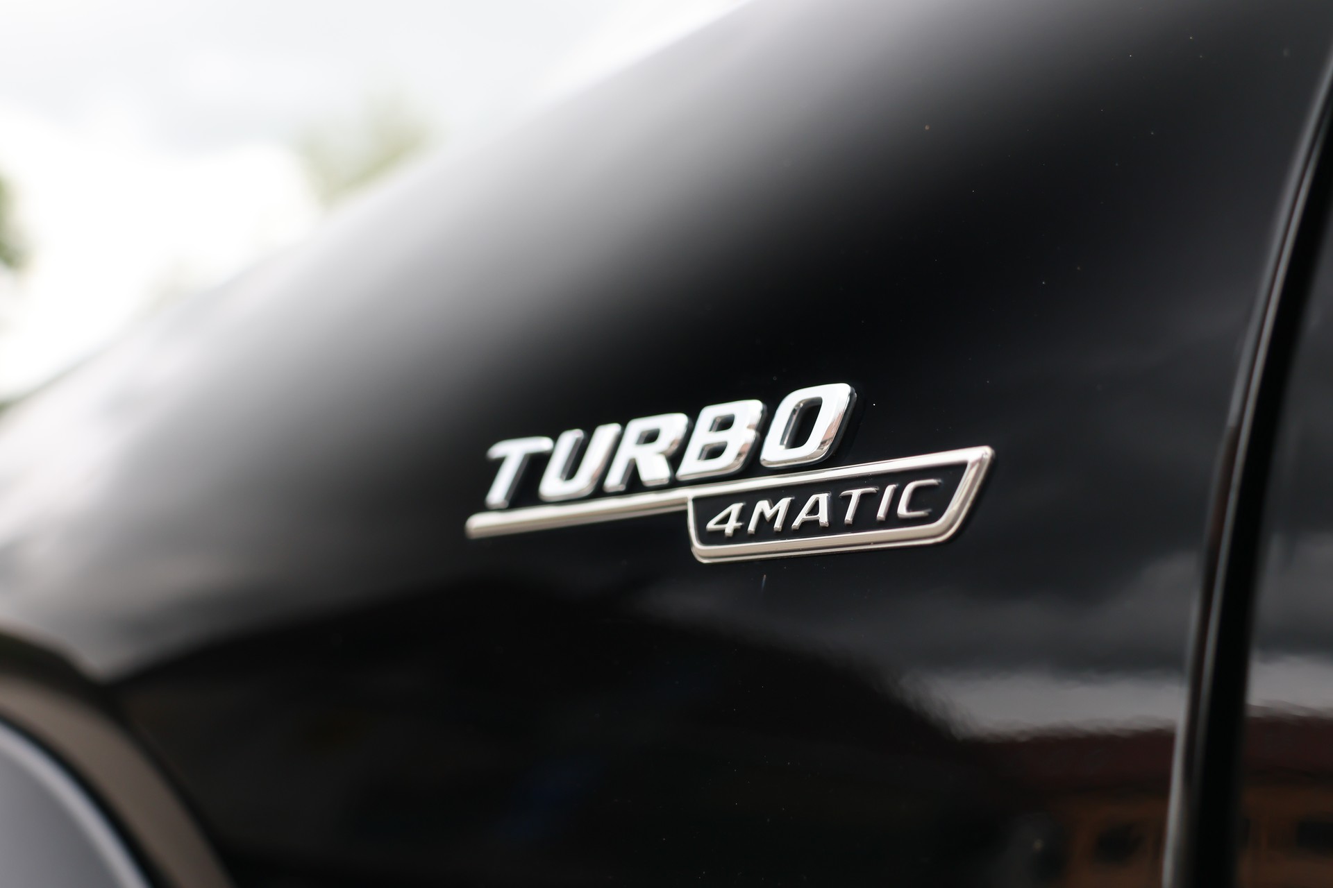 MERCEDES-BENZ GLB 35 AMG 4 MATIC 8G-Tronic (CH) 7 Plätzer-image-8